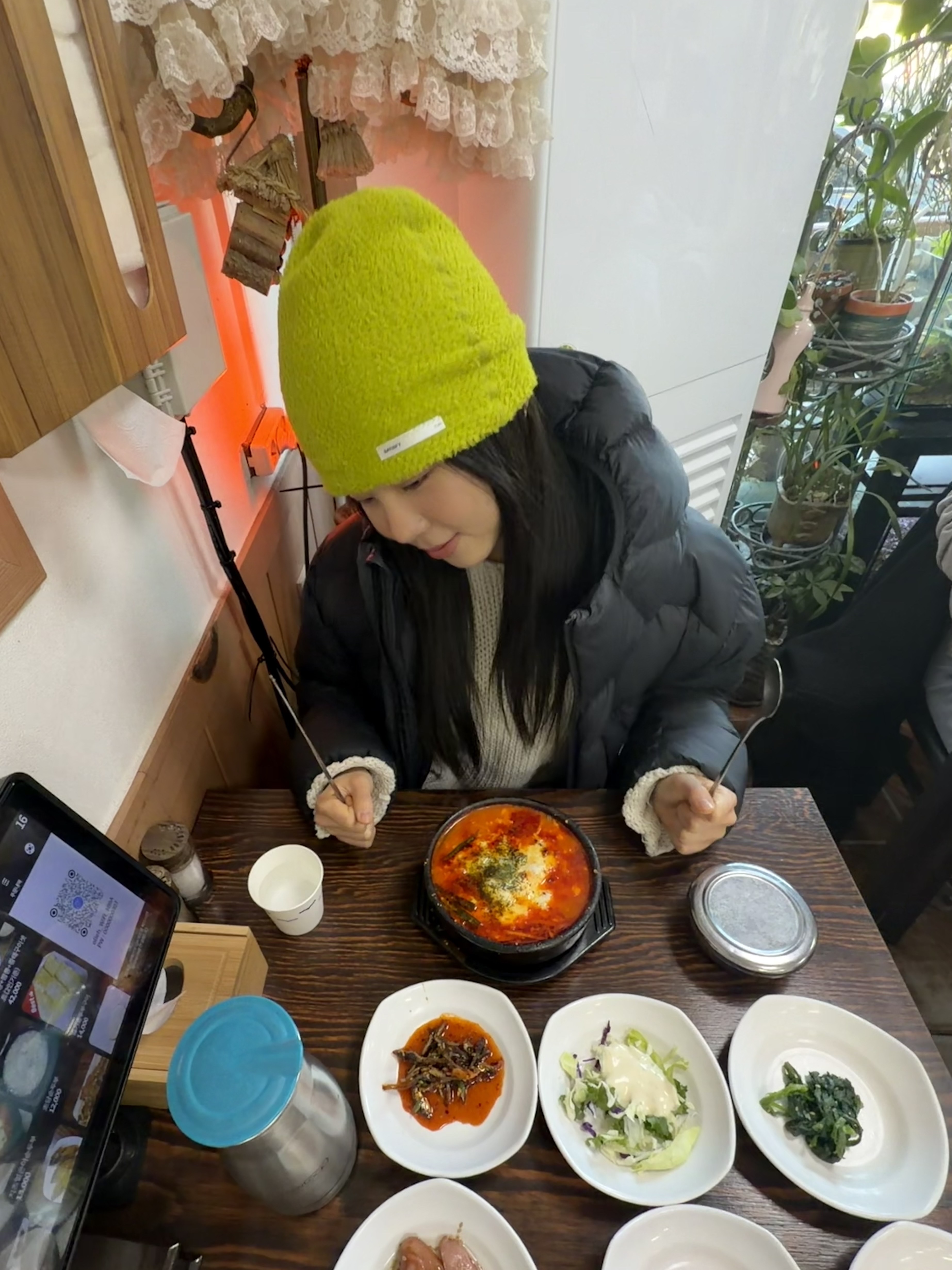 Satisfy Ghost/Fuzzfleece AD Beanie Grenoble Green 착용 스타일 - 1