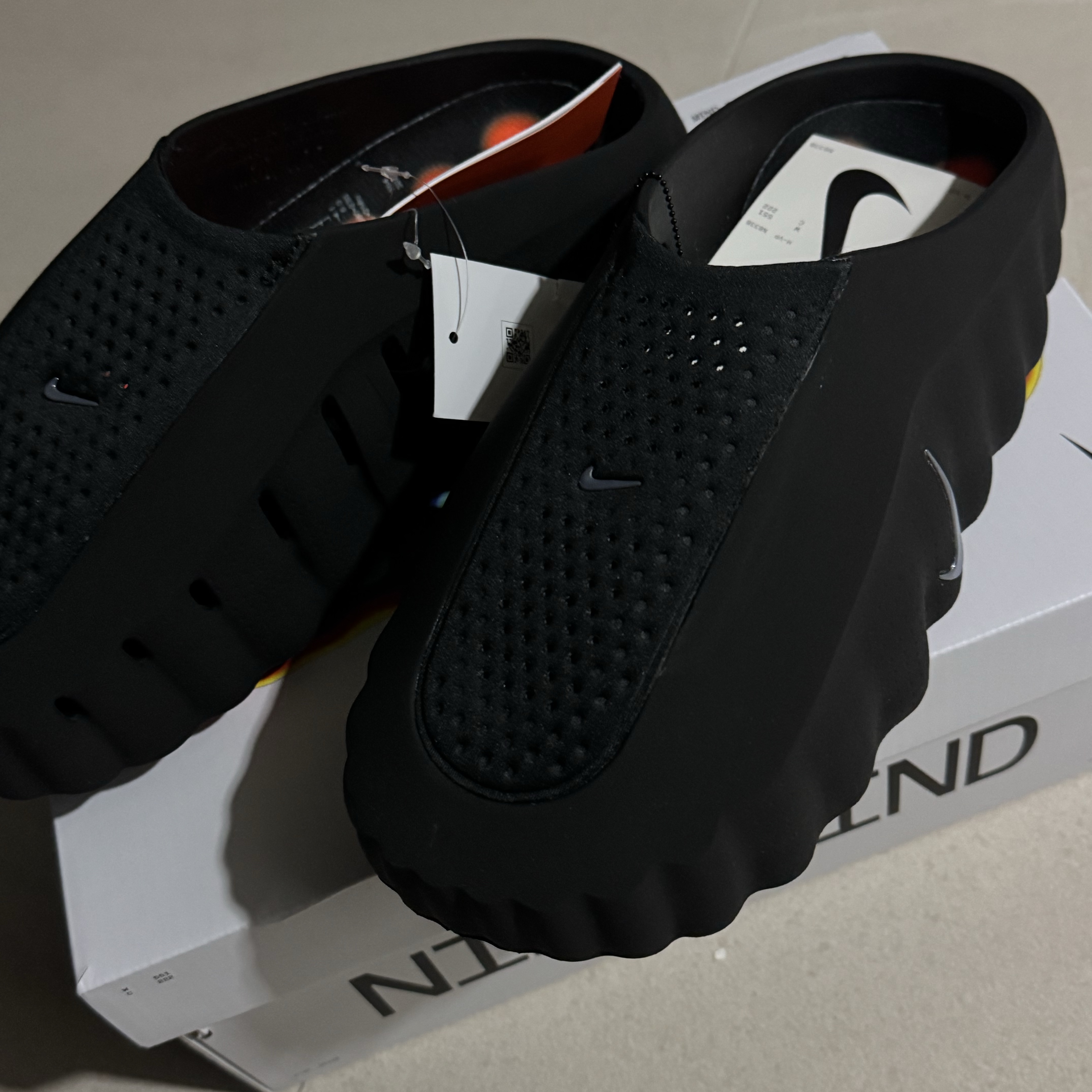 Nike Mind 001 Black Chrome 착용 스타일 - 4