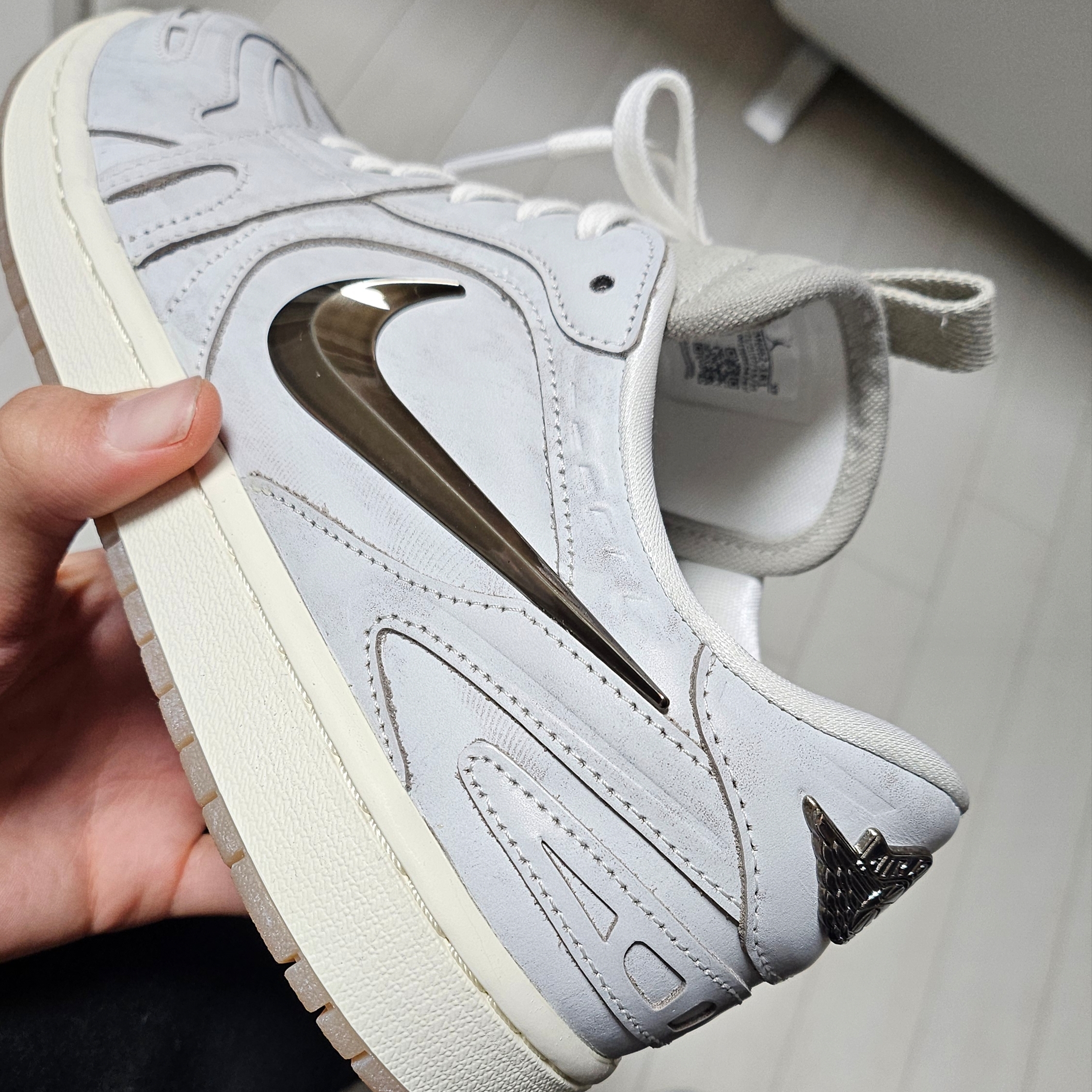 (W) Jordan 1 Low Method of Make Summit White White 착용 스타일