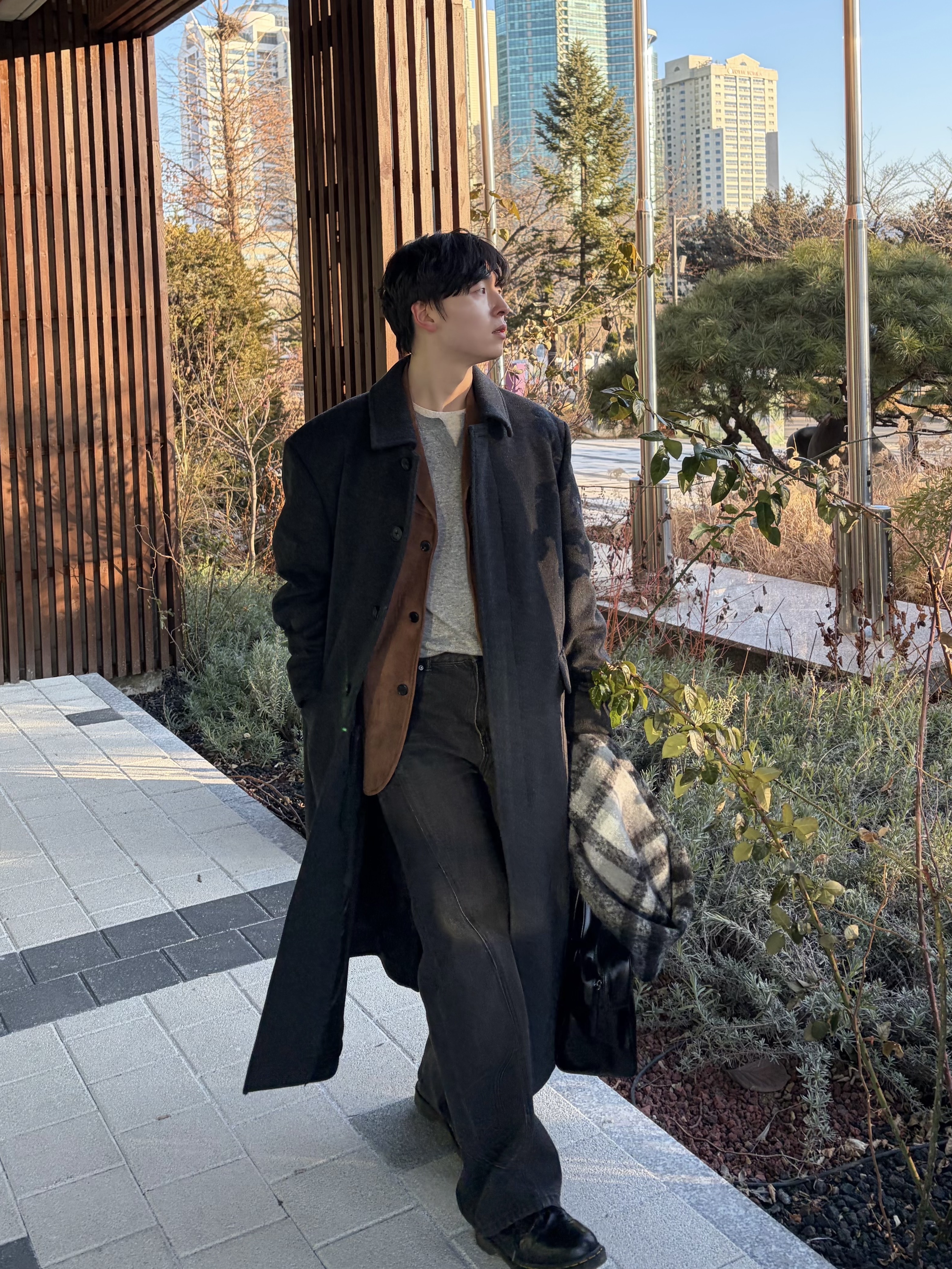 Dr. Martens 1461 Smooth Black 착용 스타일 - 1