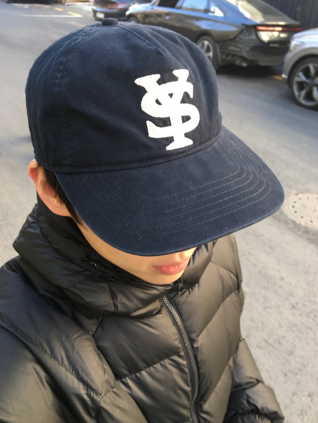 Sunday Ceremony Sy Logo 5 Panel Cotton Cap - Navy 착용 스타일