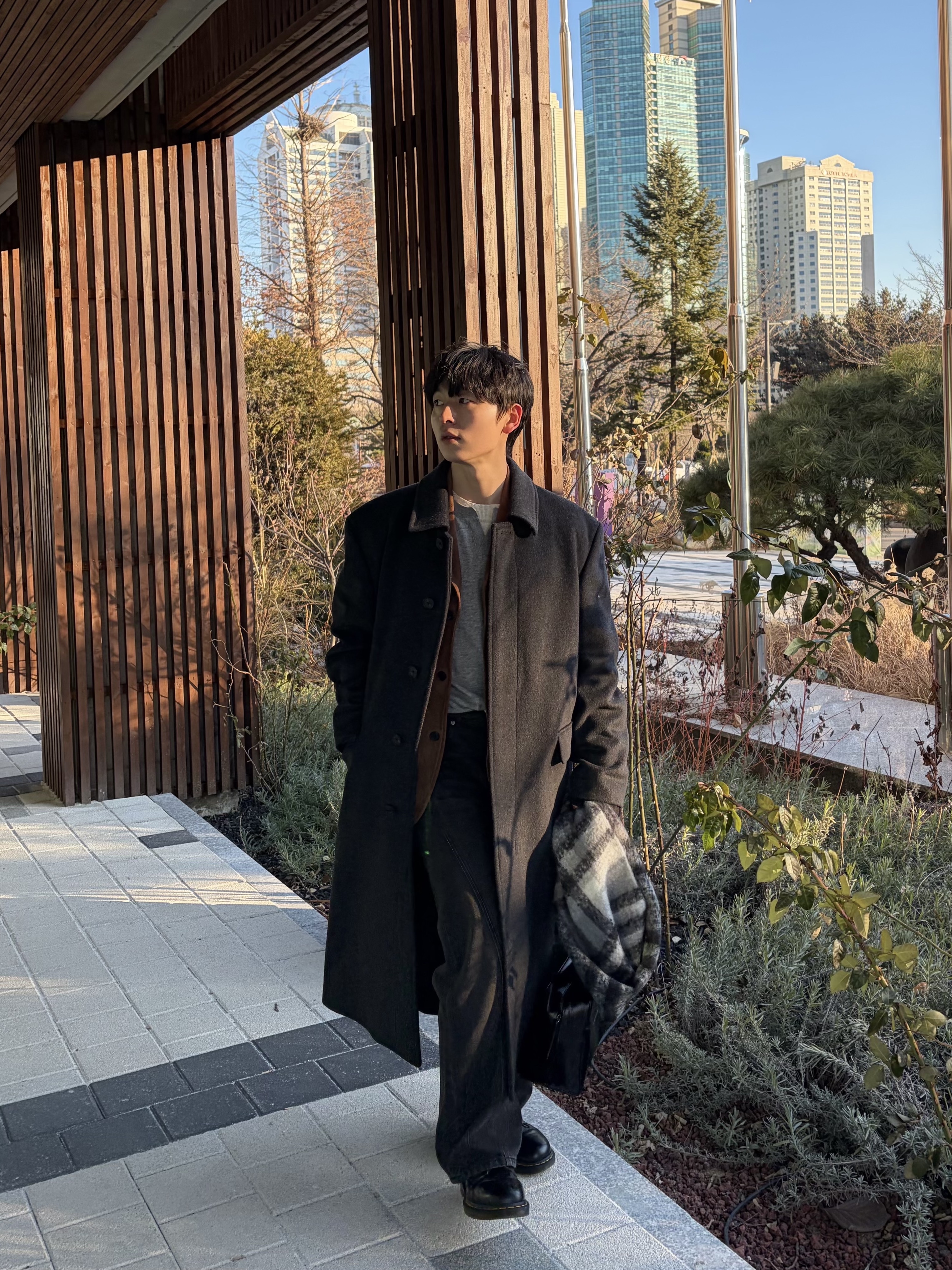 Dr. Martens 1461 Smooth Black 착용 스타일 - 2