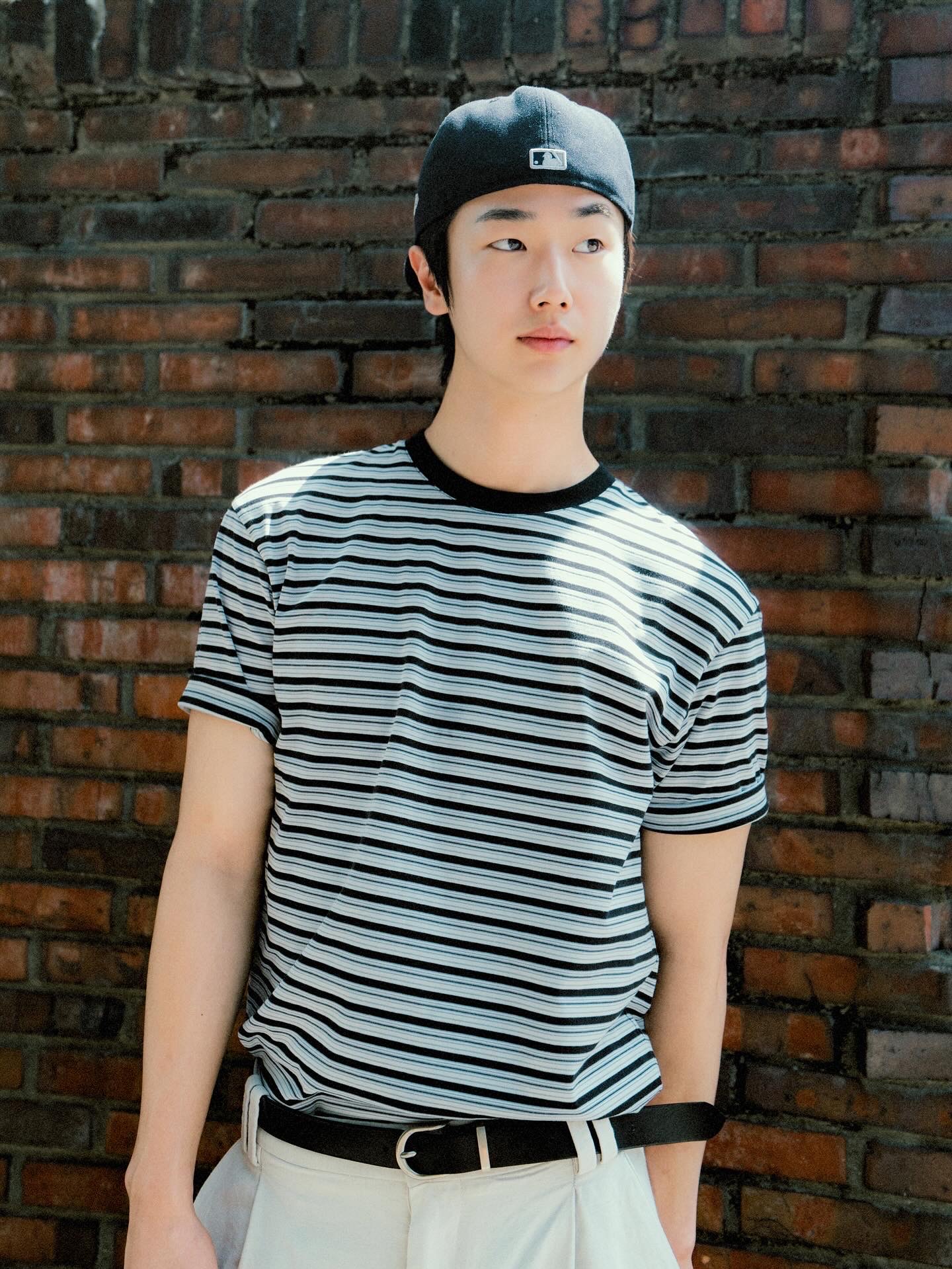 New Era 59Fifty MLB Authentic New York Yankees Game Navy 착용 스타일 - 2