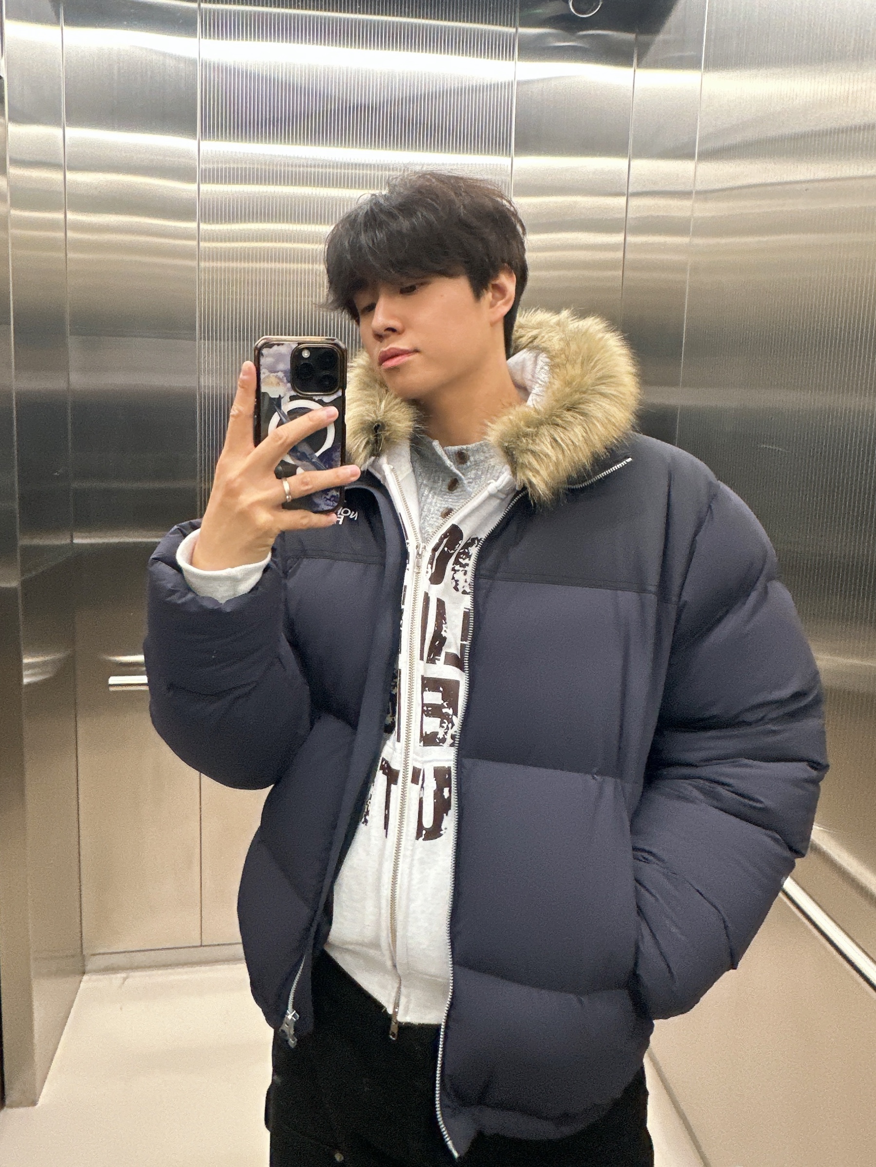 Aoiro Cutted Double Knee Pants Black Pearl, The North Face RMST Nuptse Jacket Summit Navy 착용 스타일 - 2