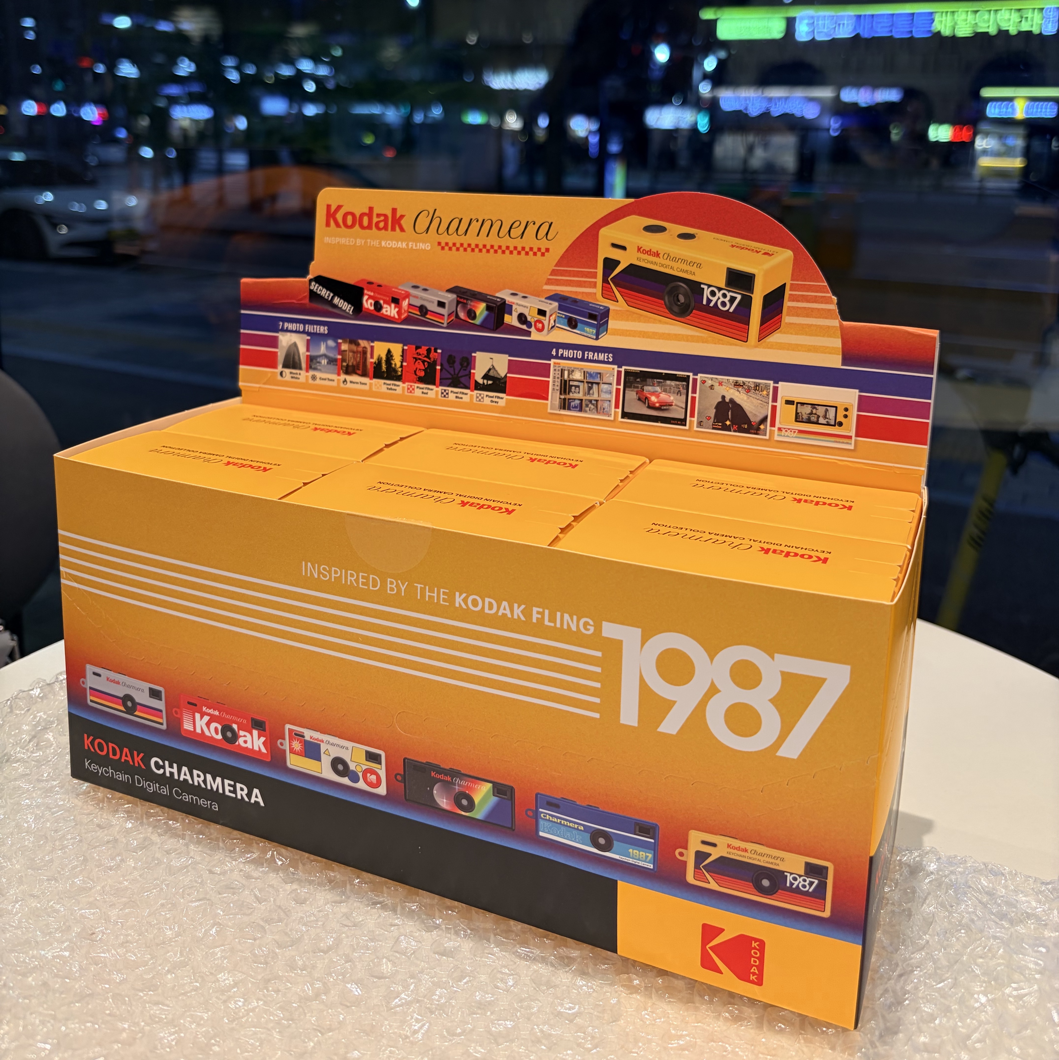 Kodak Charmera Key Chain Film Camera Sealed Case Whole Set (6 Blind Box/Korean Ver.), Kodak Charmera Key Chain Film Camera Sealed Case (1 Blind Box) 착용 스타일 - 1