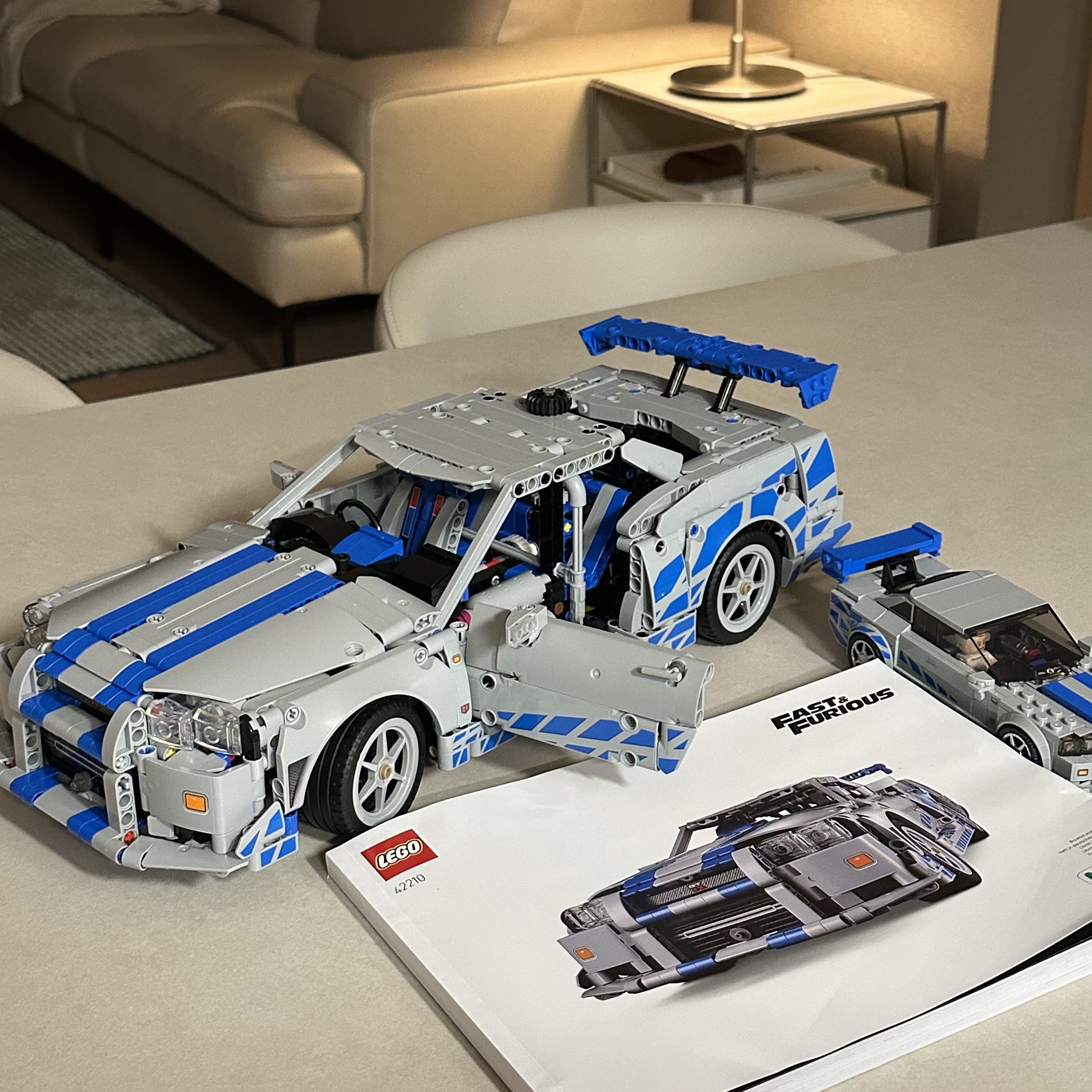 Lego 2 Fast 2 Furious Nissan Skyline GT-R (R34), Lego Technic 2 Fast 2 Furious Nissan Skyline GT-R R34 Car 착용 스타일 - 2