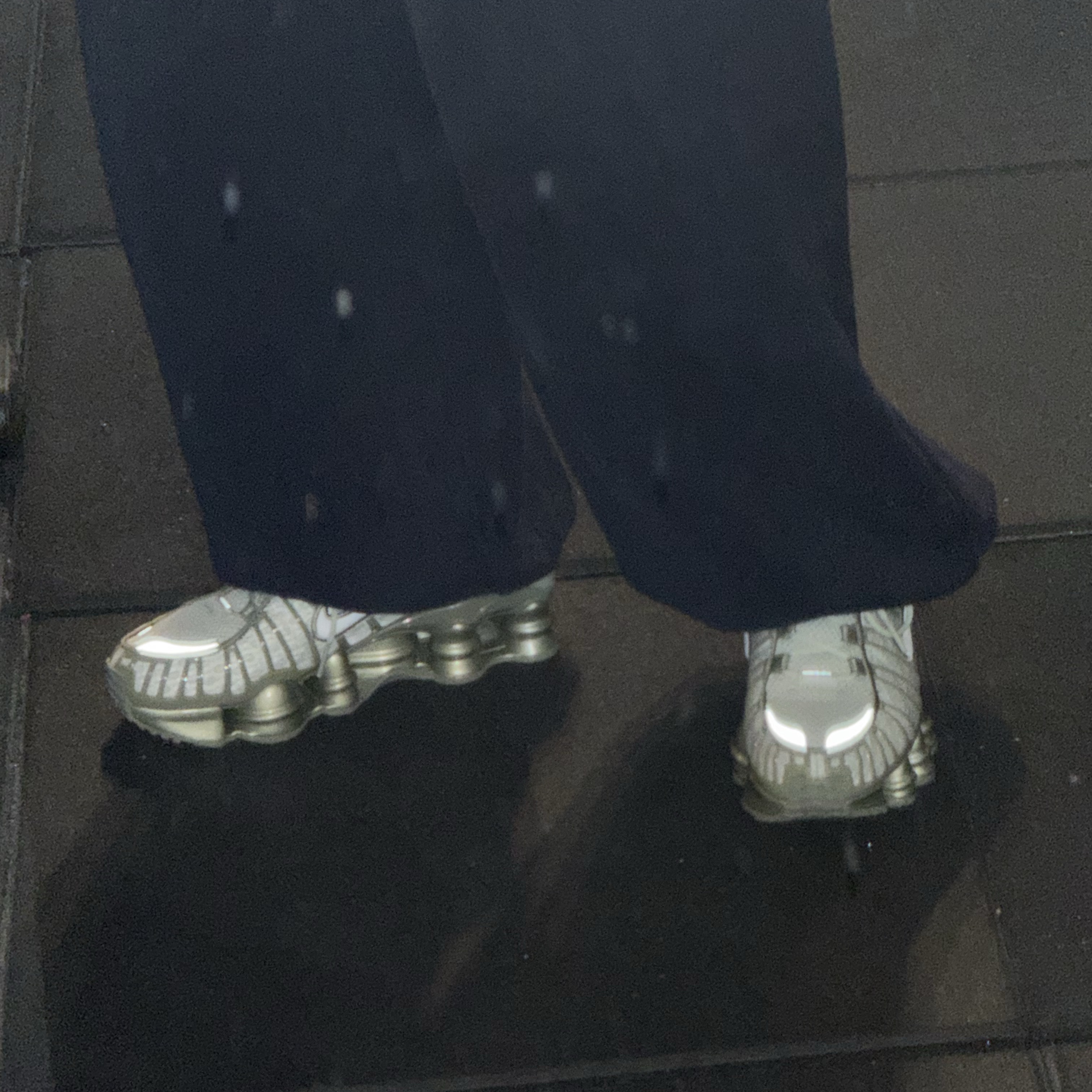 (W) Nike Shox TL Light Silver White 착용 스타일 - 2