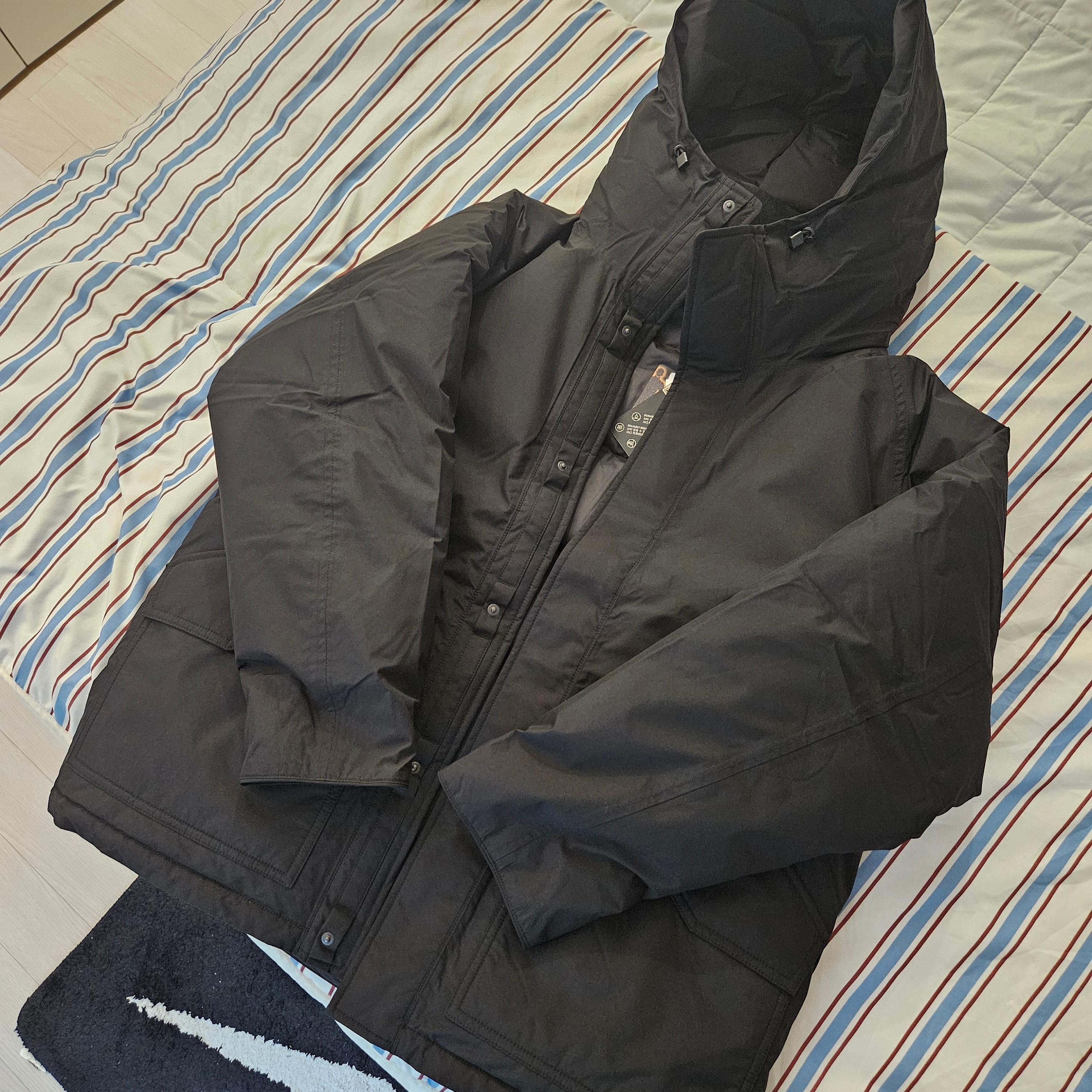 Nanamica Gore-Tex Down Coat Black 착용 스타일