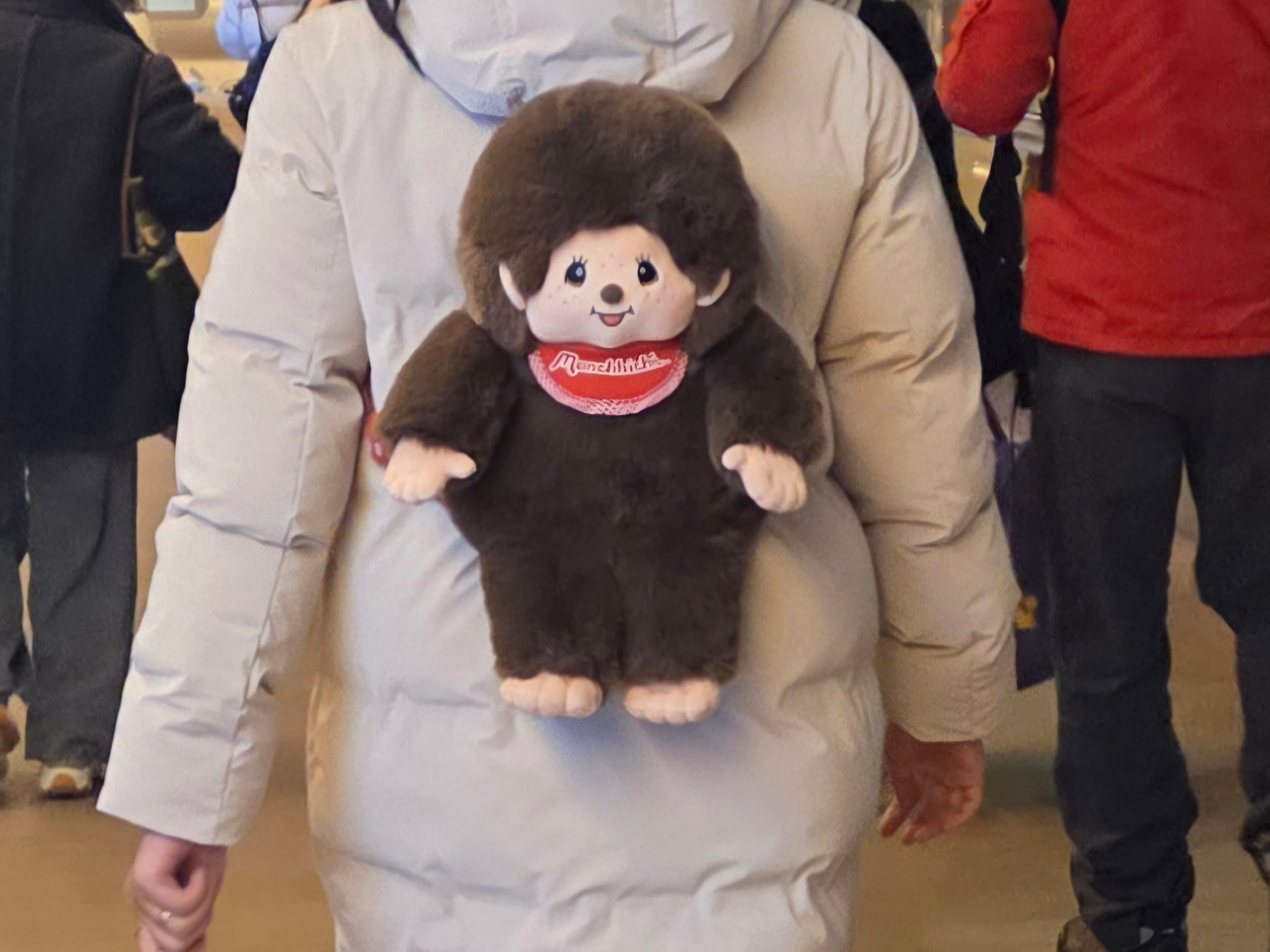 (Kids) Monchhichi x Bebe De Pino Bag Brown 착용 스타일