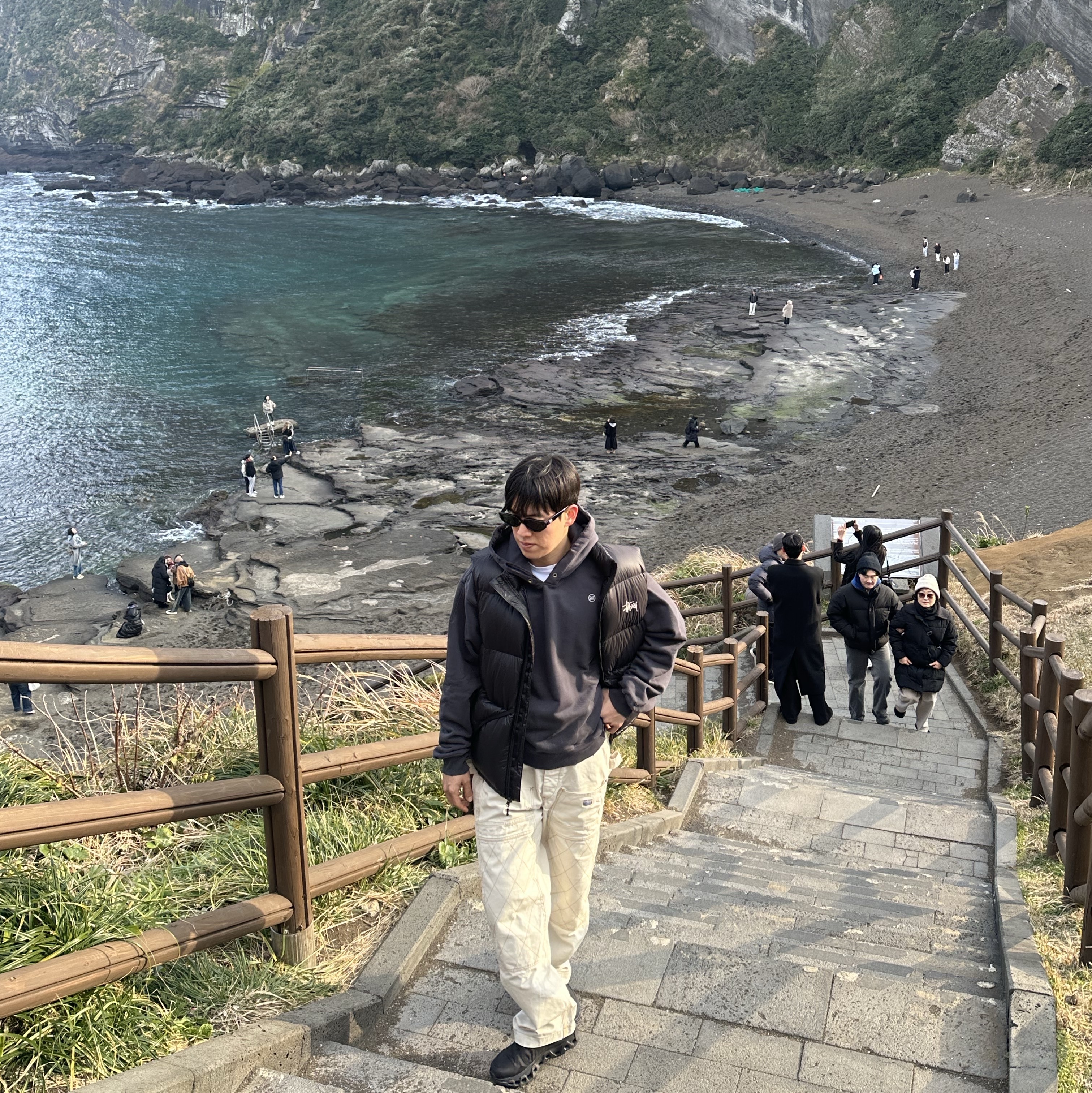 Kapital Thin Canvas Lumbar Pants Kinari, Stussy Micro Ripstop Down Vest Black 착용 스타일 - 3