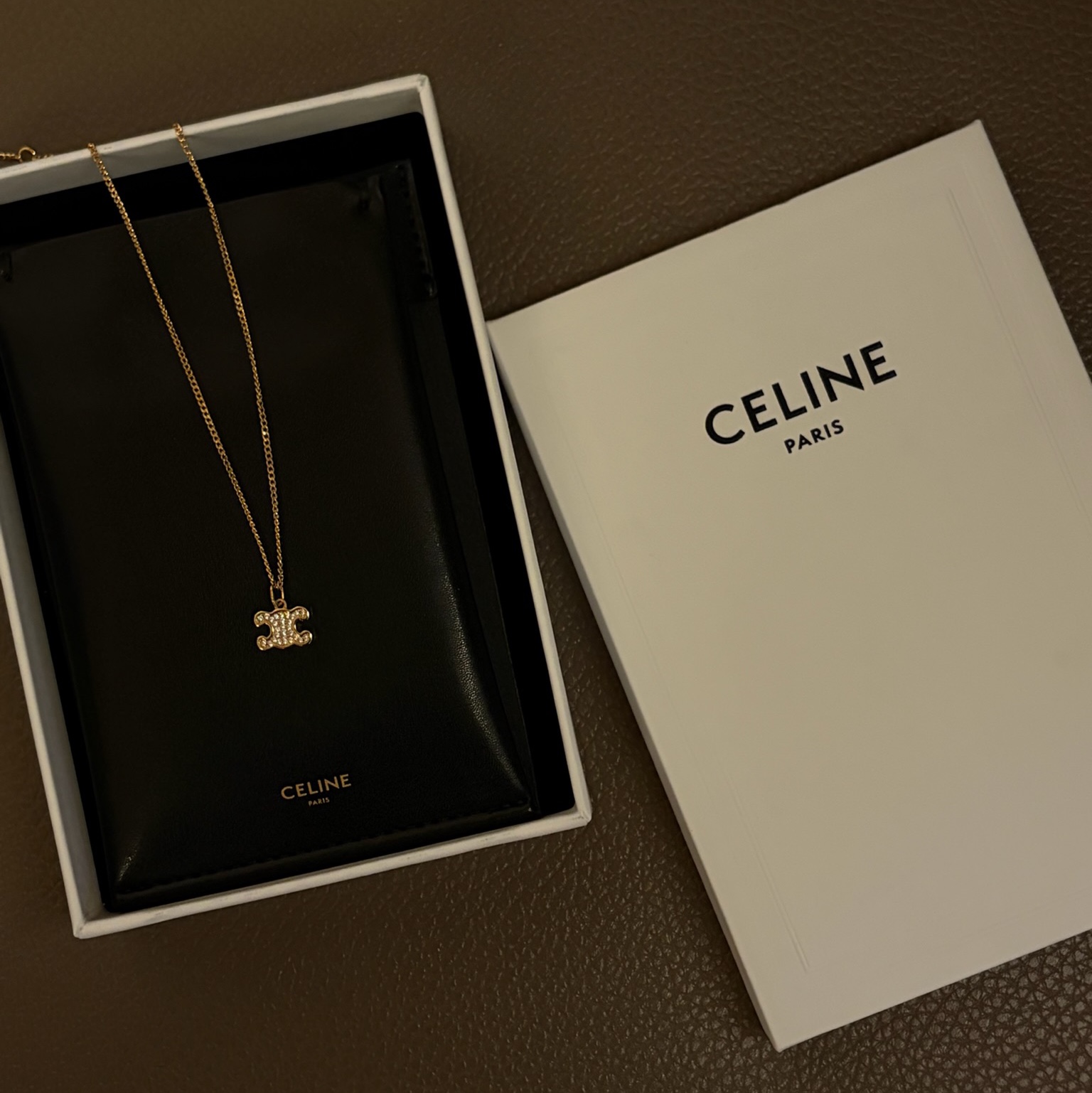 (W) Celine Triomphe Rhinestone Necklace in Brass with Gold Finish and Crystals Gold 착용 스타일