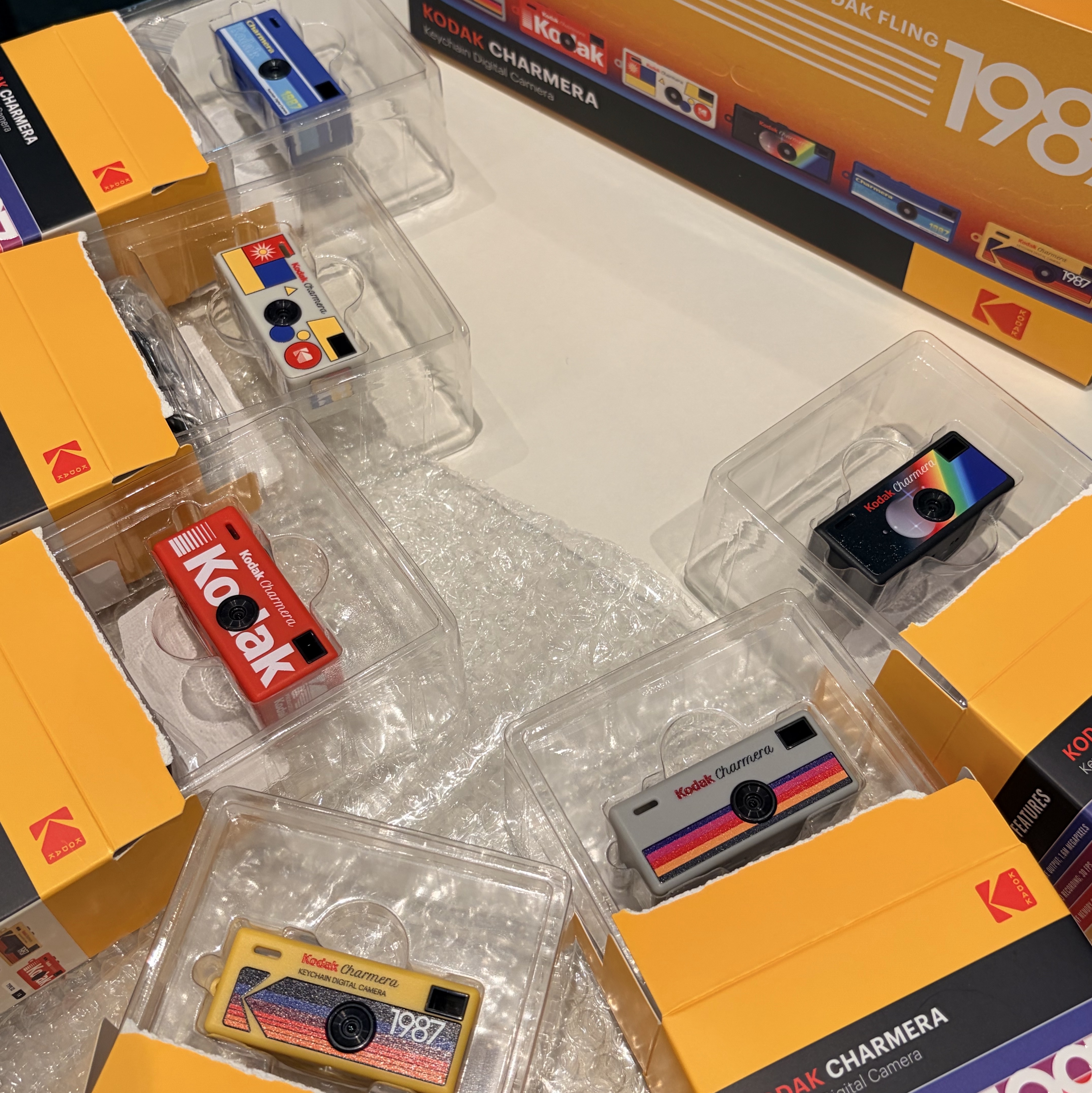 Kodak Charmera Key Chain Film Camera Sealed Case Whole Set (6 Blind Box/Korean Ver.), Kodak Charmera Key Chain Film Camera Sealed Case (1 Blind Box) 착용 스타일 - 3