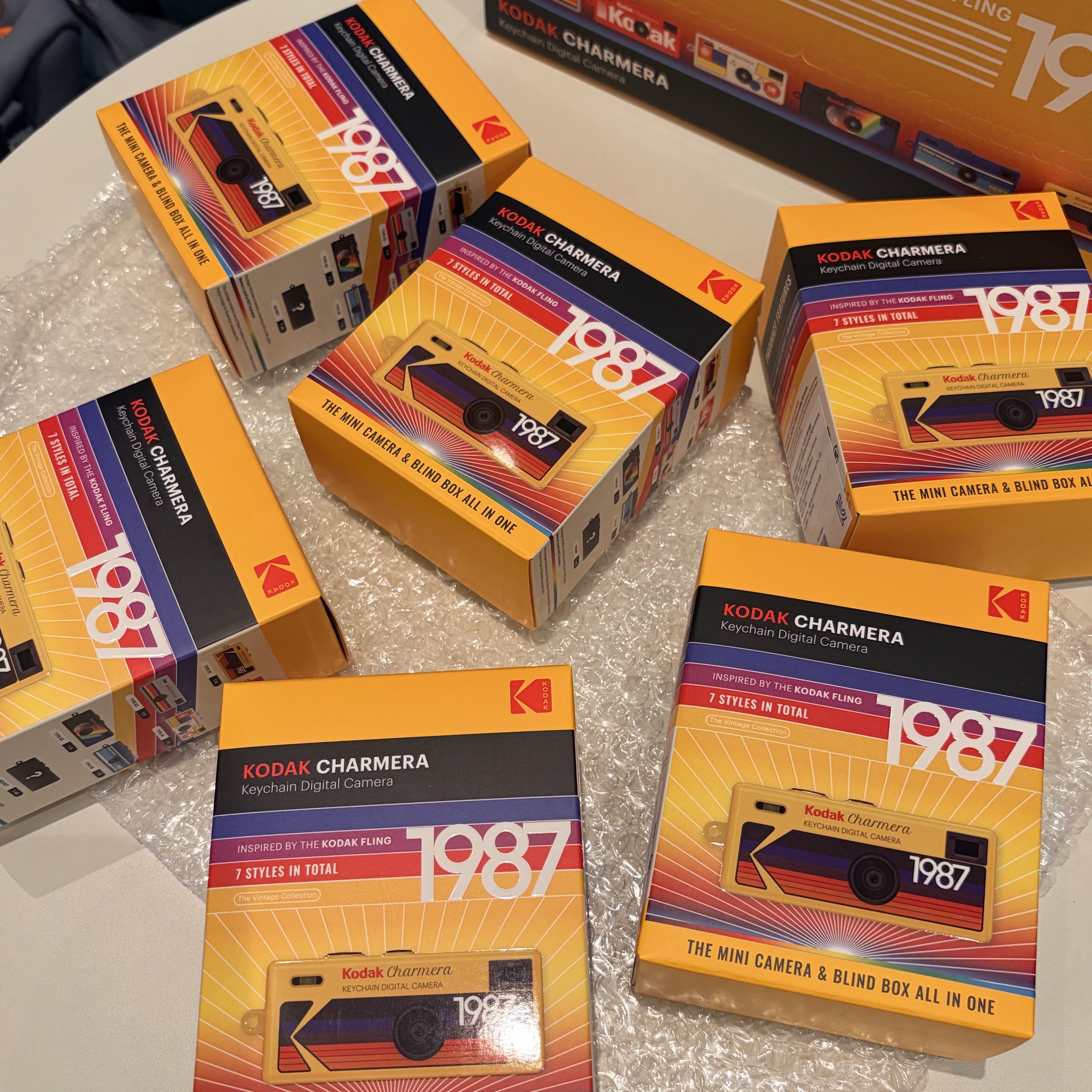 Kodak Charmera Key Chain Film Camera Sealed Case Whole Set (6 Blind Box/Korean Ver.), Kodak Charmera Key Chain Film Camera Sealed Case (1 Blind Box) 착용 스타일 - 2