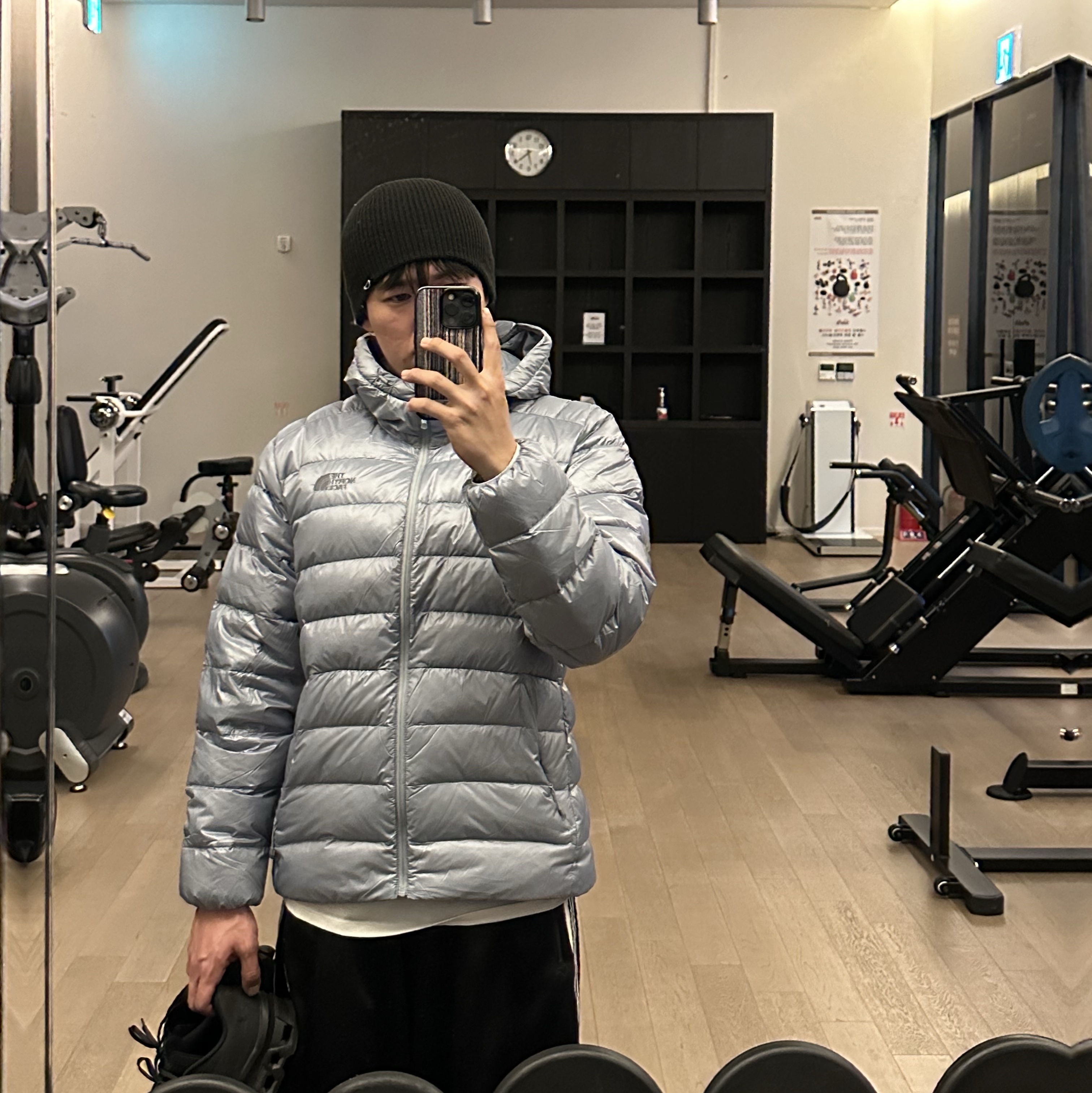 The North Face Matier Down Hoodie RDS Light Gray - 25FW, The North Face Borealis M Backpack Black 착용 스타일 - 5