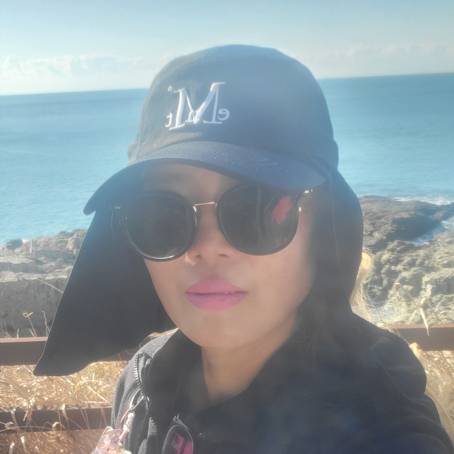 MUCENT  Signature Sun Guard Ball Cap Black 착용 스타일 - 2