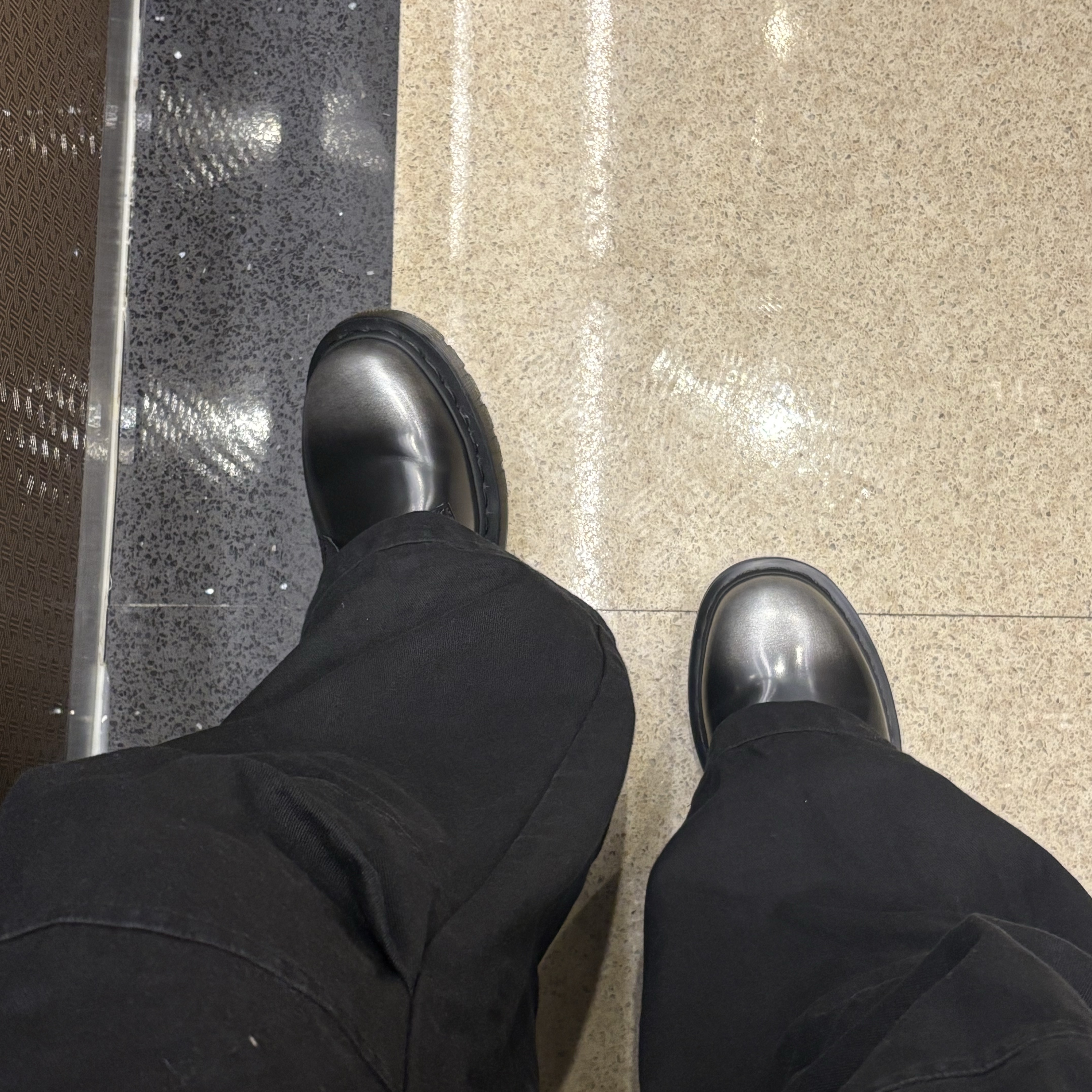 Dr. Martens 1461 Silver Arcadia Multi 착용 스타일 - 1
