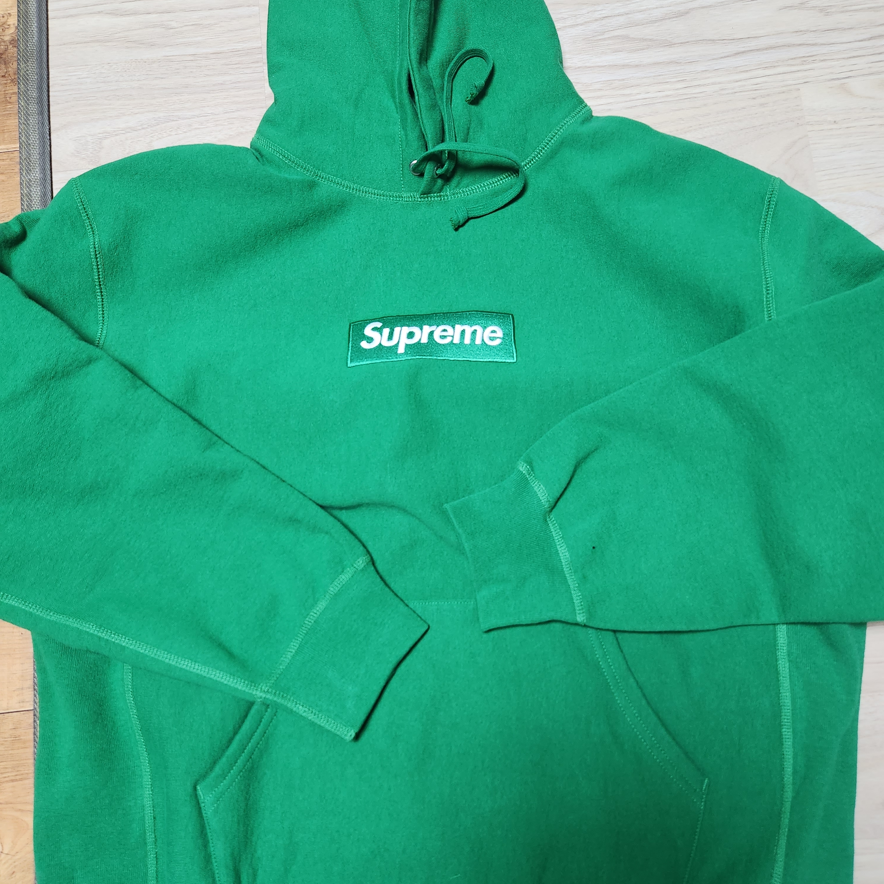 Supreme Box Logo Hooded Sweatshirt Green - 24FW 착용 스타일