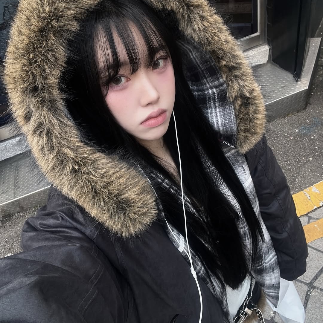 SPORT CHAMBER SC Fur Hood Shirt Black, Dr. Martens x Rick Owens Quad Sole Steel Toe Boots Black 착용 스타일 - 10