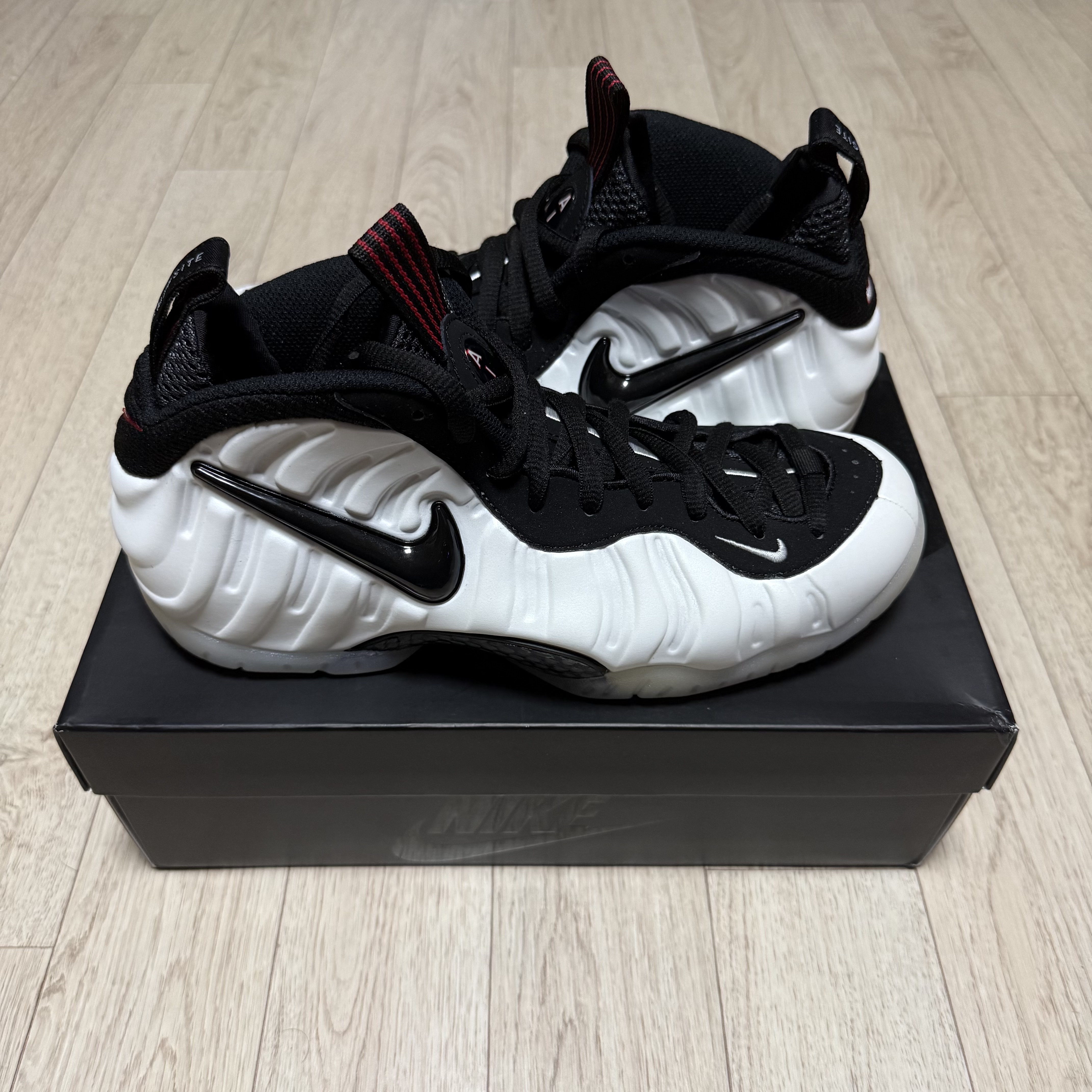 Nike Air Foamposite Pro Pearl White White 착용 스타일