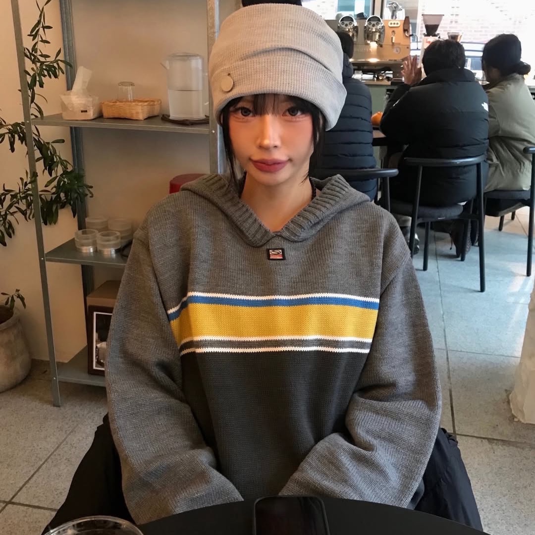 SPORT CHAMBER SC Glide Knit Hoodie Charcoal 착용 스타일 - 1