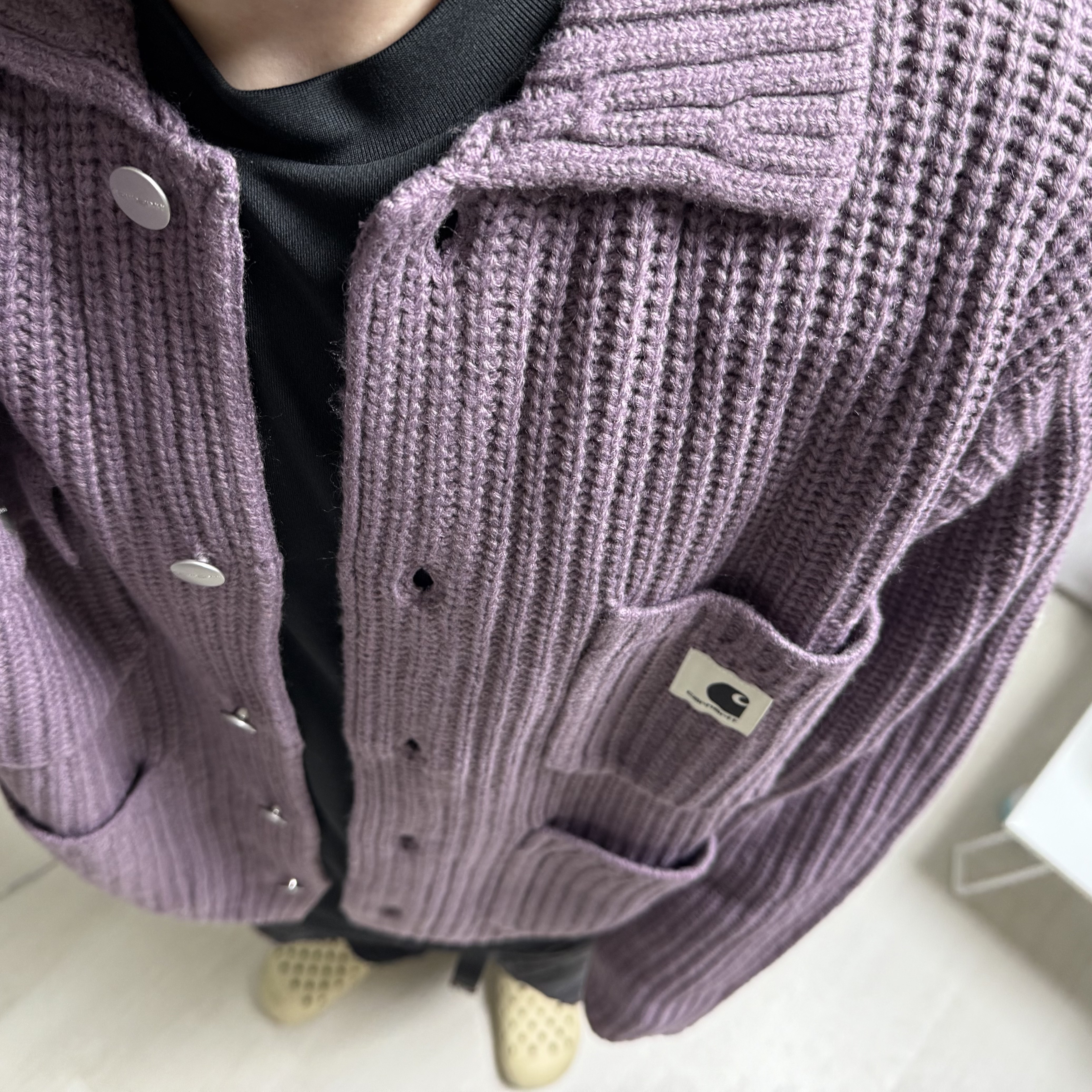 (W) Carhartt WIP Michigan Sweater Phlox, Sacai x Carhartt WIP Knit Jacket Michigan Light Blue 착용 스타일 - 1