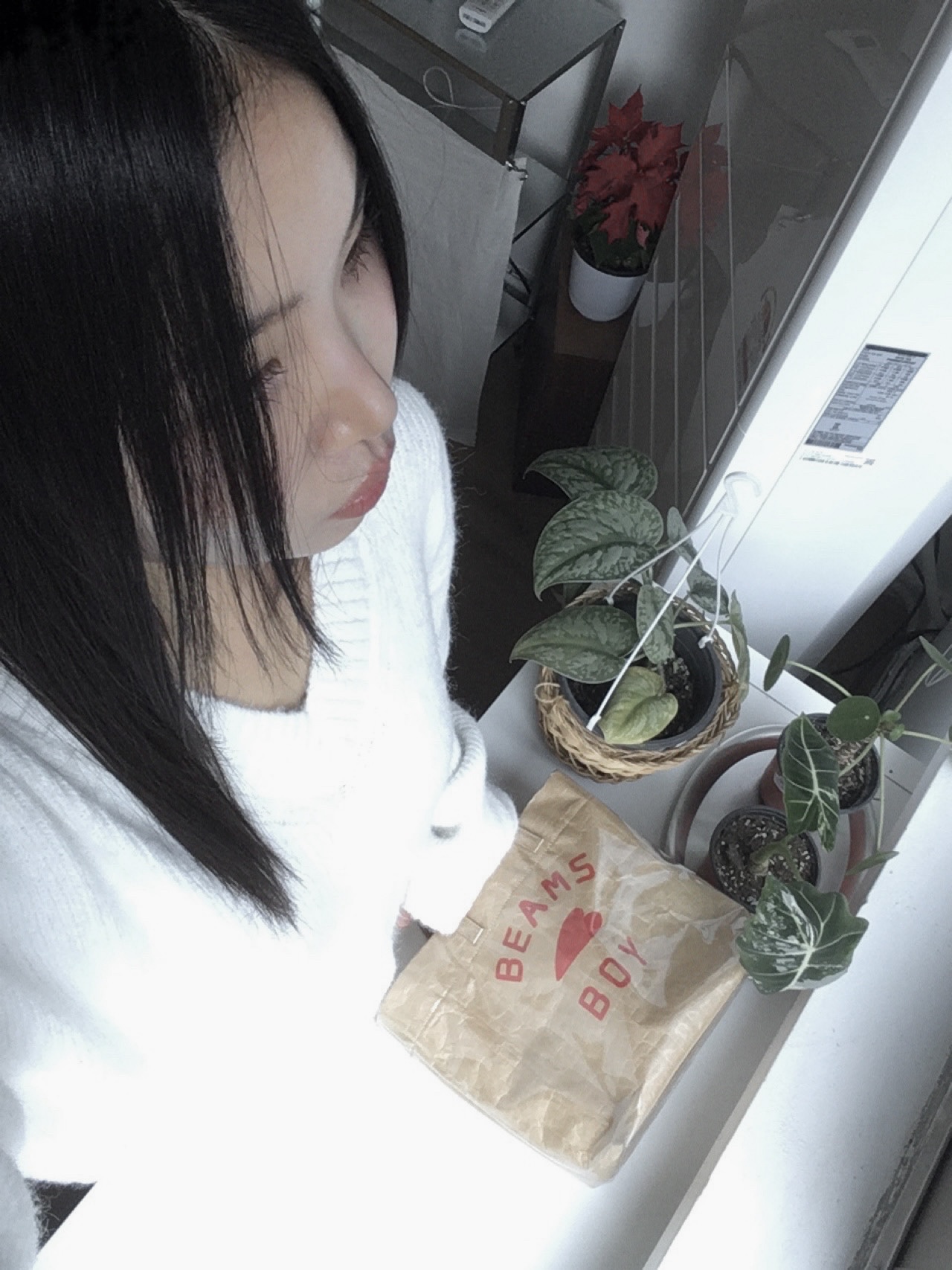 Beams Boy Logo Shopping Bag Beige 착용 스타일 - 5