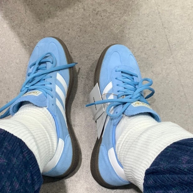 Adidas Spezial Handball Light Blue 착용 스타일