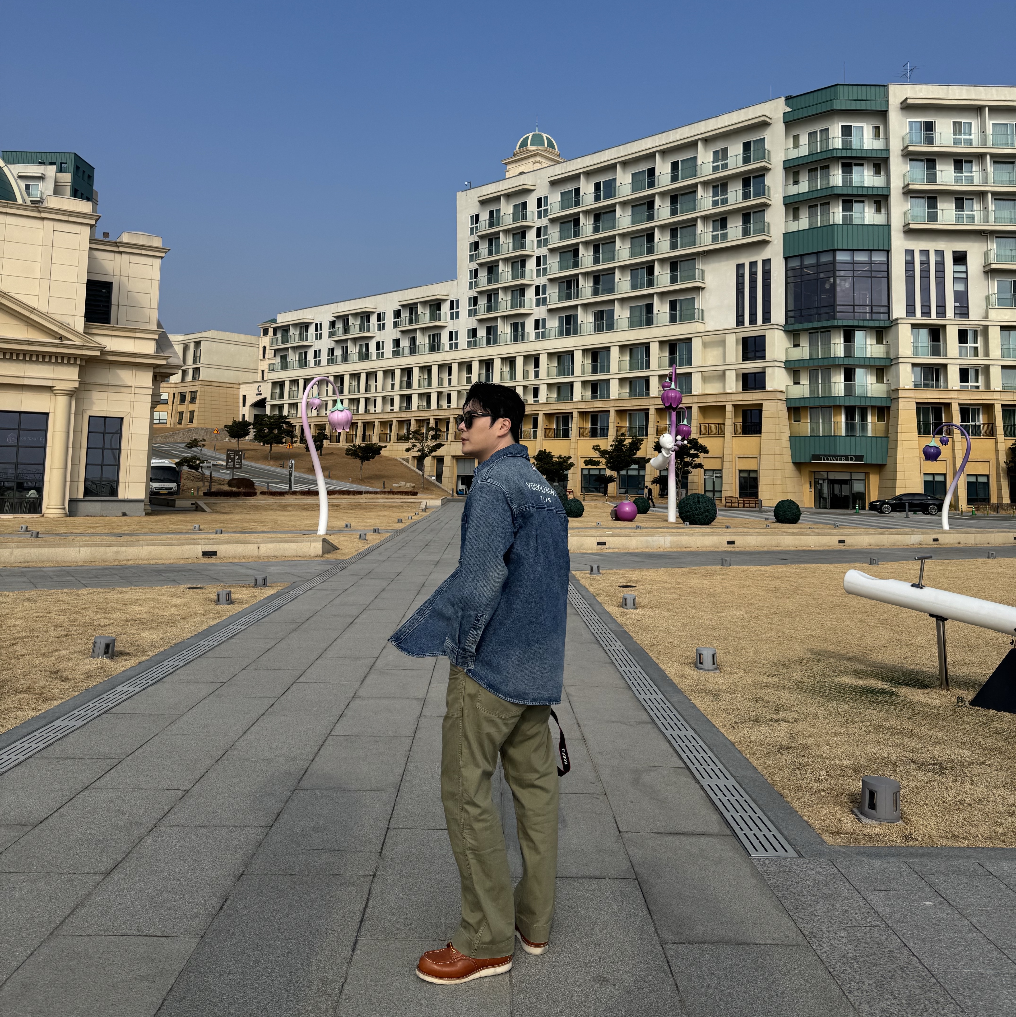 Wooyoungmi Corduroy Denim Back Logo Shirt Blue - 25SS, Red Wing 6 Inch Classic Moc Toe 875 Oro Legacy - E 착용 스타일 - 1