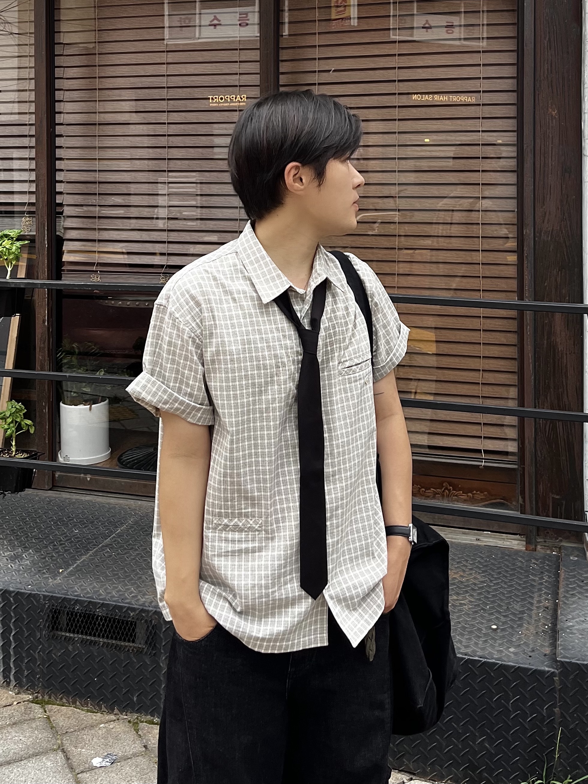 noun Side Line Cargo Denim Pants Black 착용 스타일 - 4
