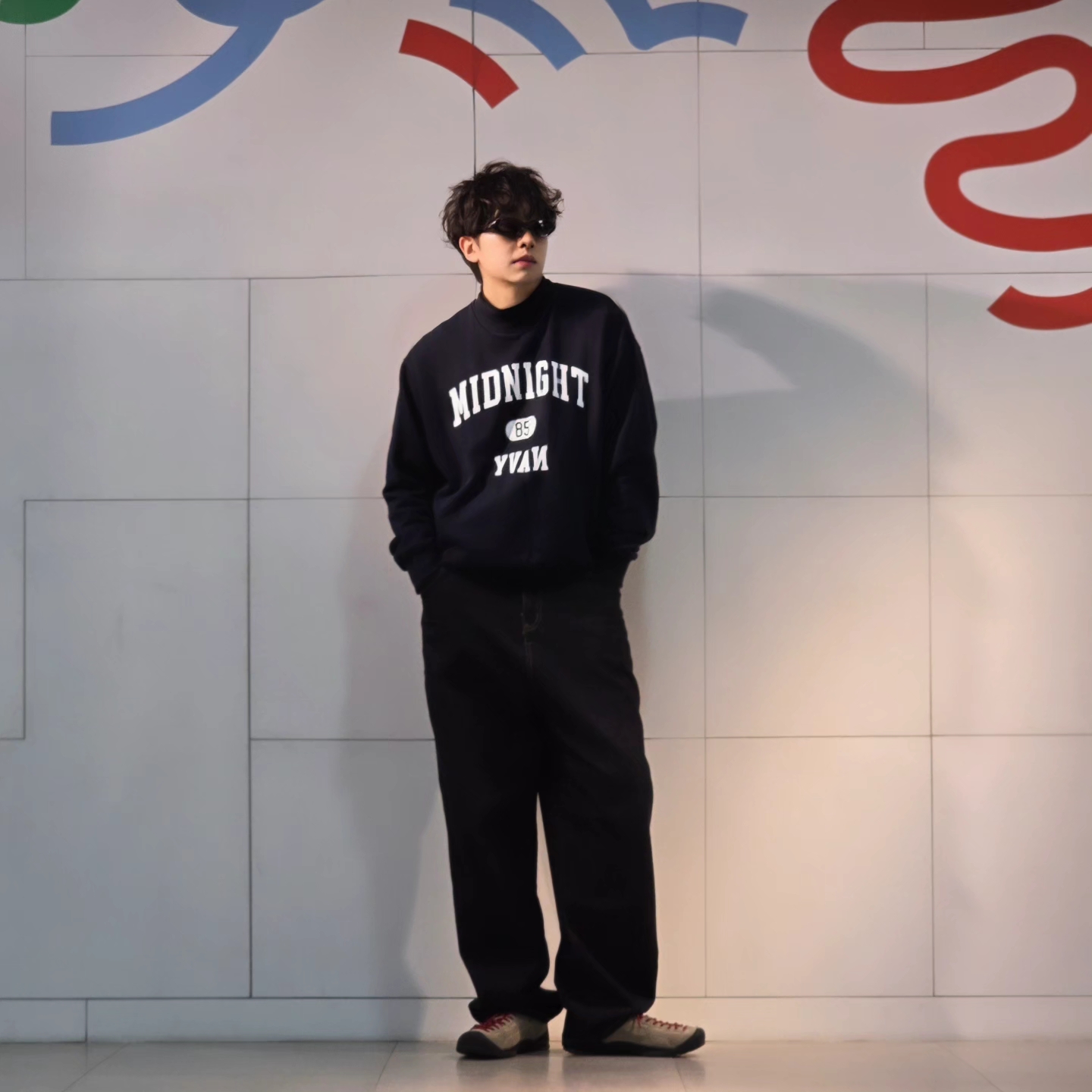 Suade Contour Pocket Denim Raw Indigo, Keen Jasper Suede Sneakers Silver Mink 착용 스타일 - 2