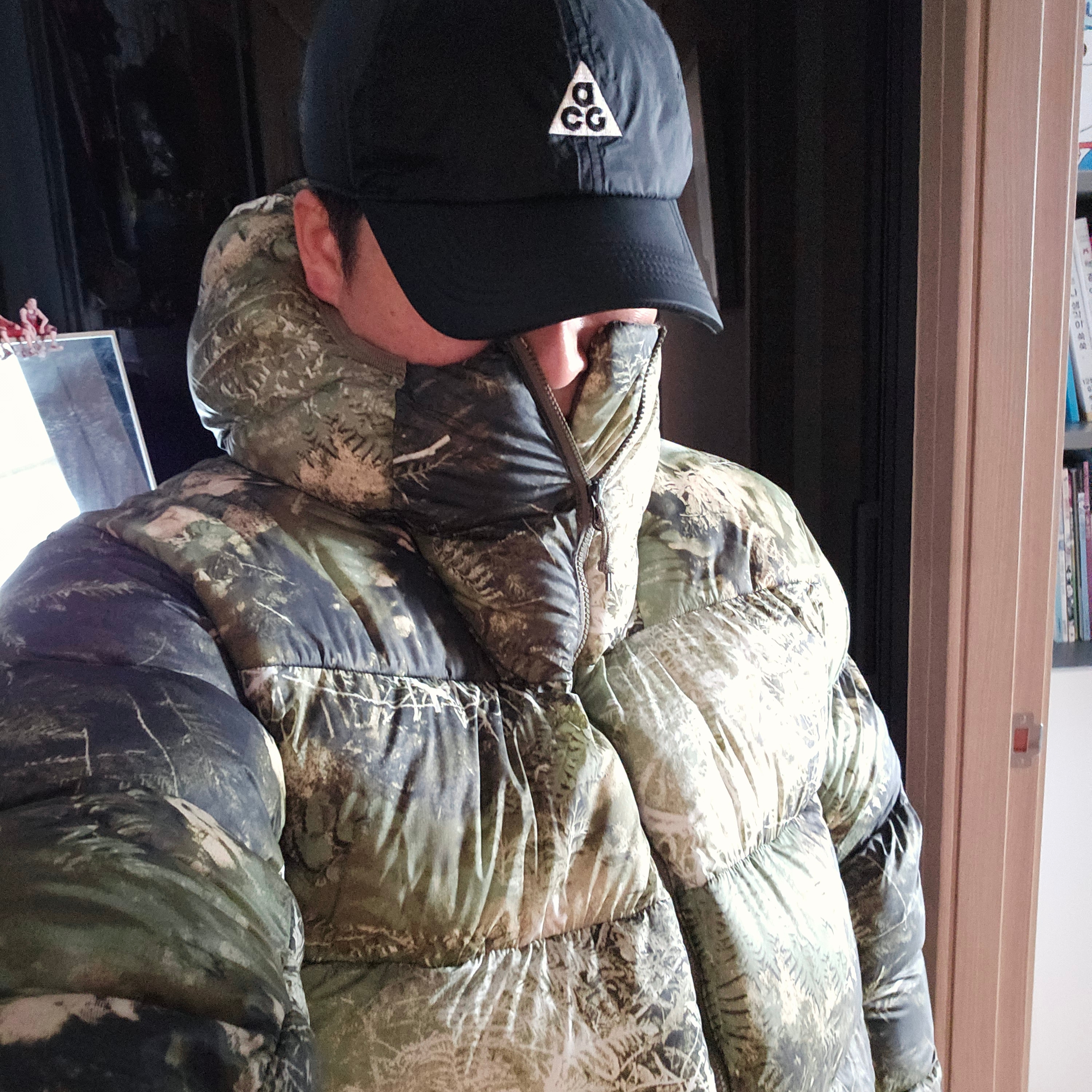 Nike ACG Therma-Fit ADV Lunar Lake Puffer Loose Hooded Jacket Oil Green Medium Olive - Asia 착용 스타일