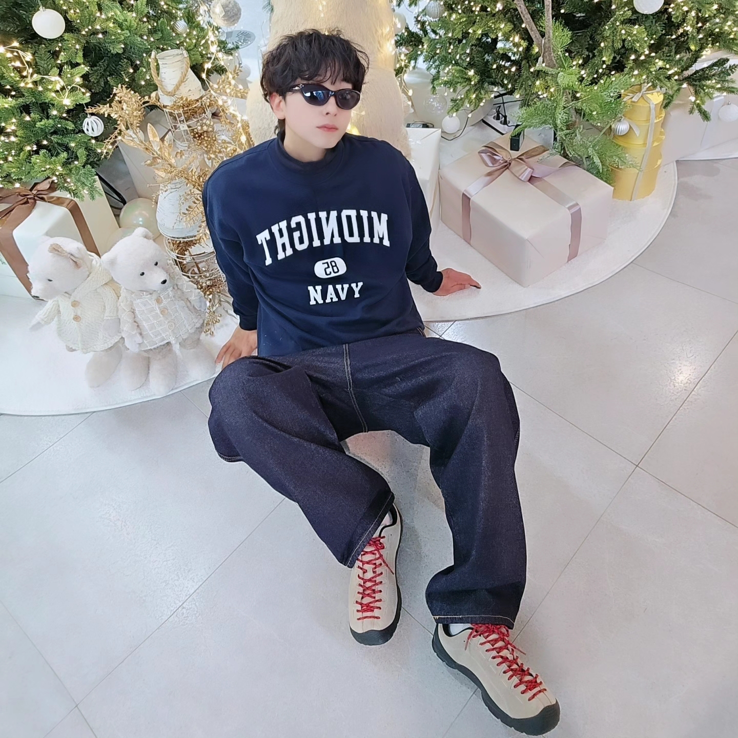 Suade Contour Pocket Denim Raw Indigo, Keen Jasper Suede Sneakers Silver Mink 착용 스타일 - 1