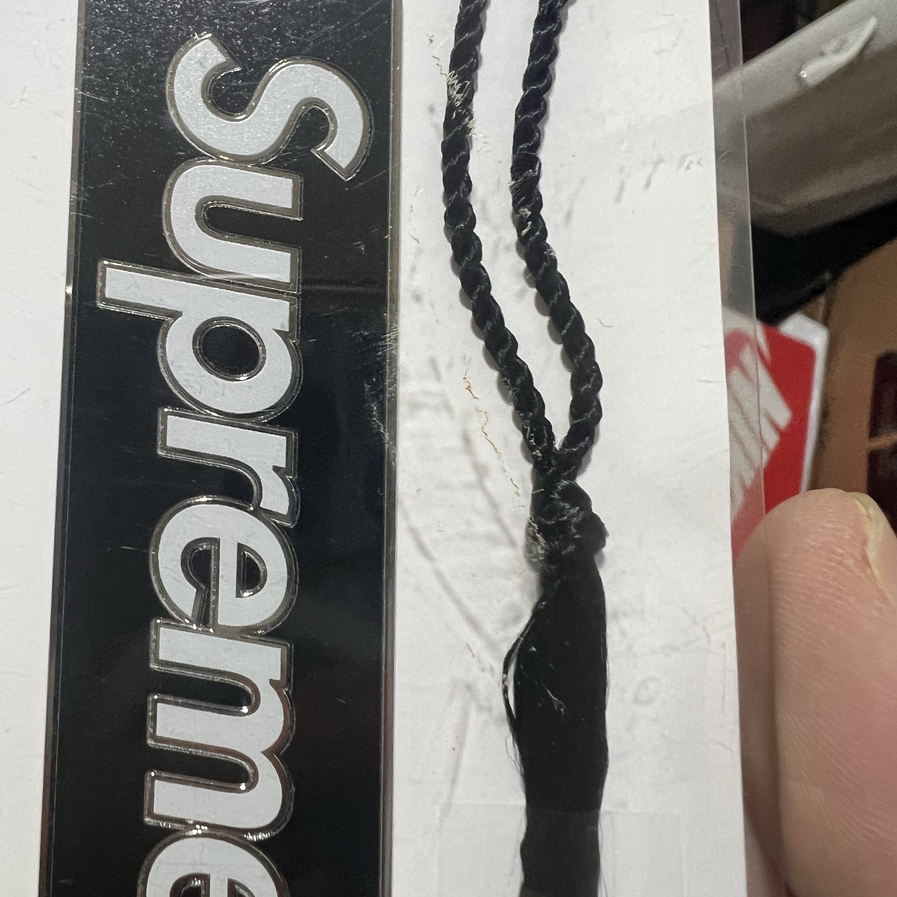 Supreme x David Howell & Co. Metal Bookmark Black - 24FW 착용 스타일