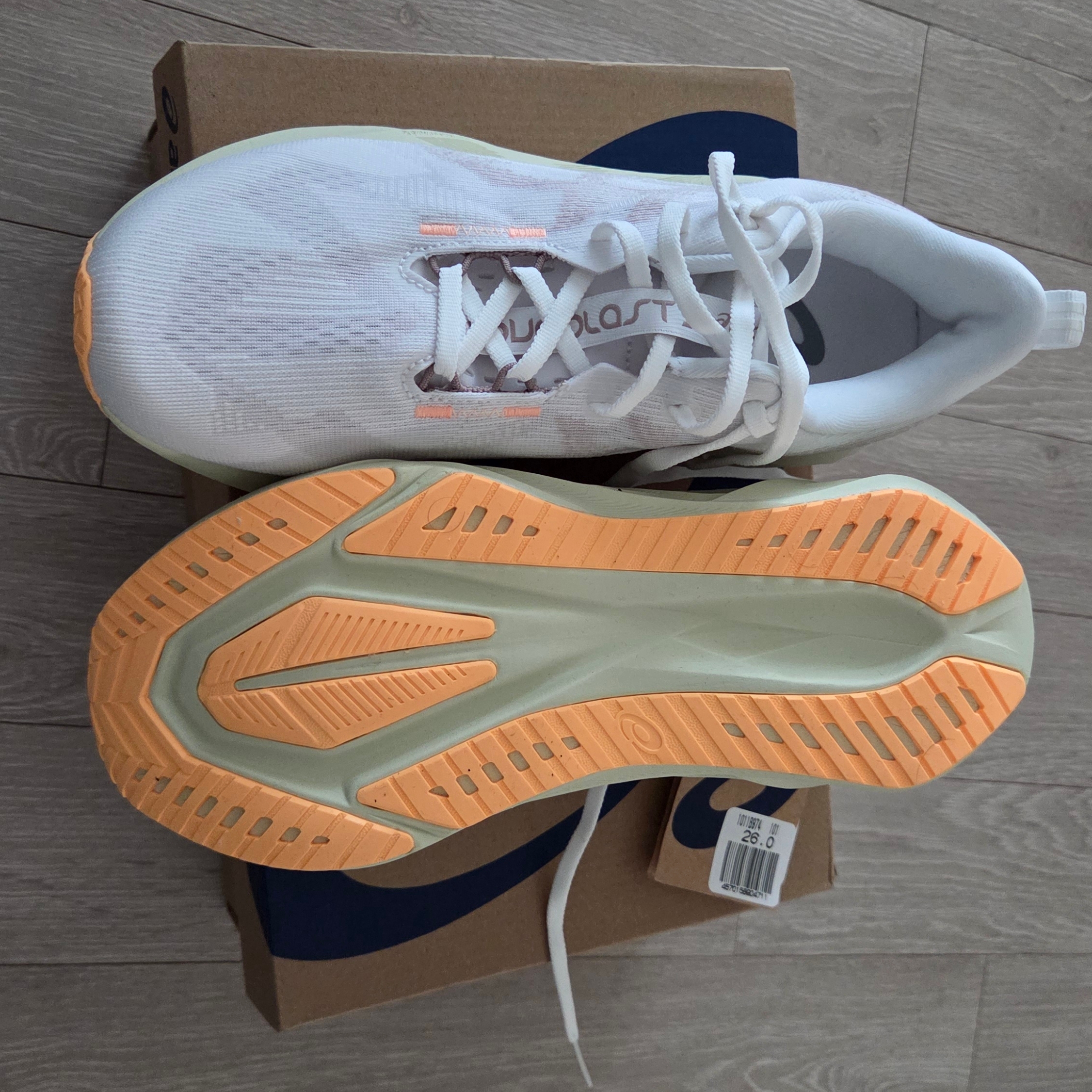 Asics Novablast 5 White Fawn 착용 스타일 - 2