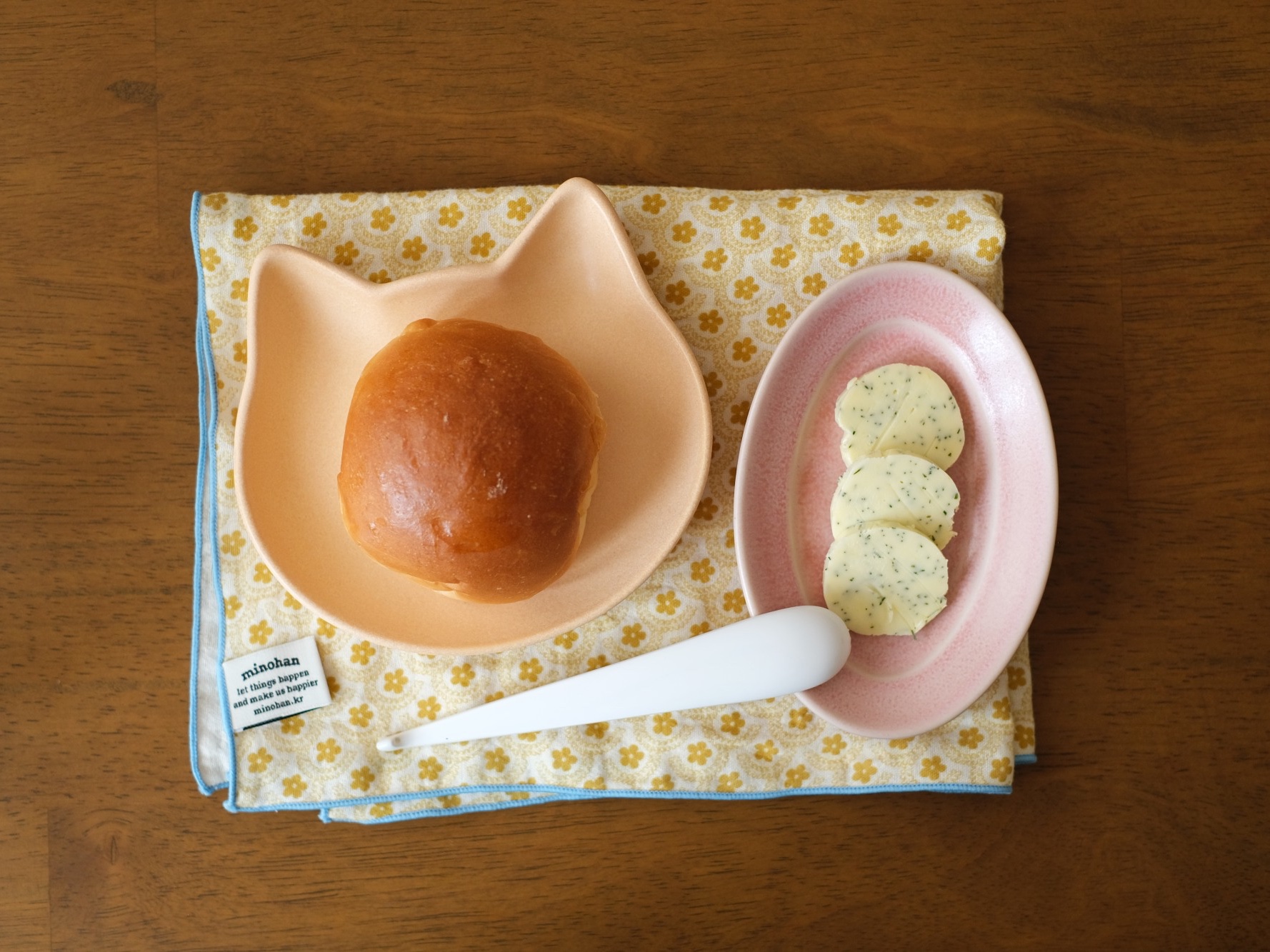 [3% 적립] MINOHAN KOREA MINI NEKO PORCELAIN PLATE LIGHT ORANGE, [3% 적립] MINOHAN KOREA POEM OVAL PLATE FLAT PEACH MINI 착용 스타일