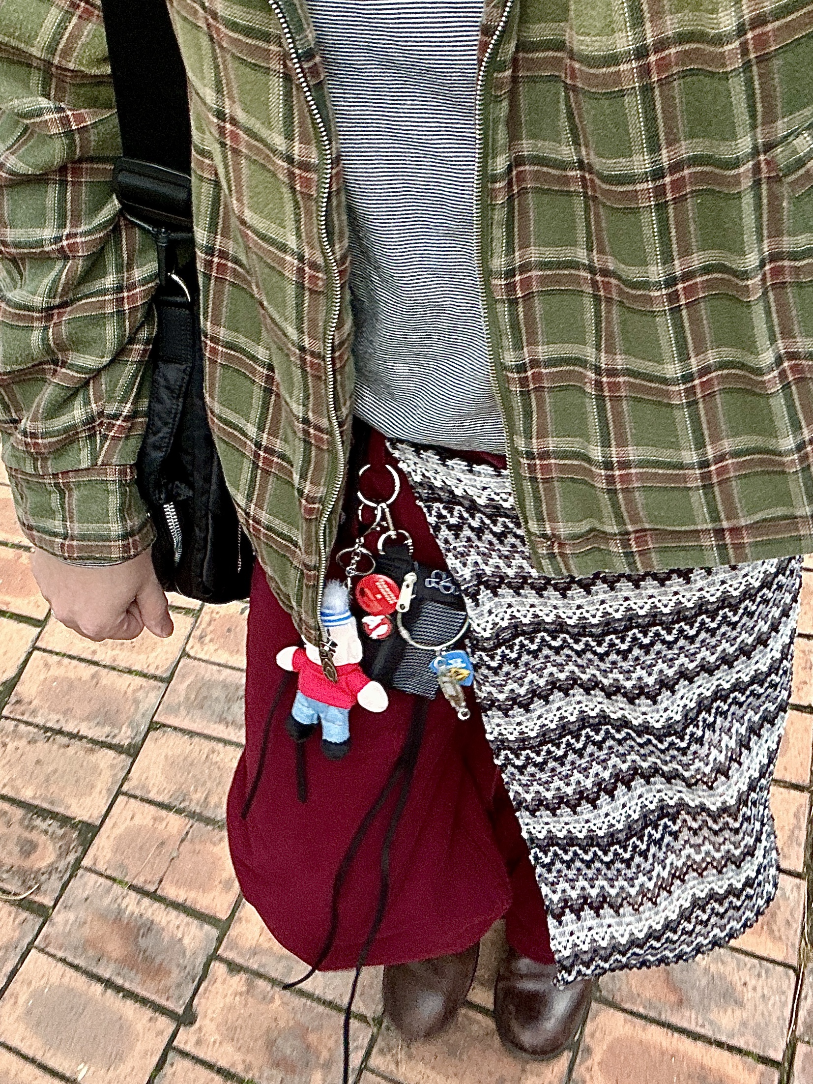 Millo Archive Reflect Curved Pants Burgundy, Yase Holy Horsehide Comfort Derby Shoes Brown 착용 스타일 - 2