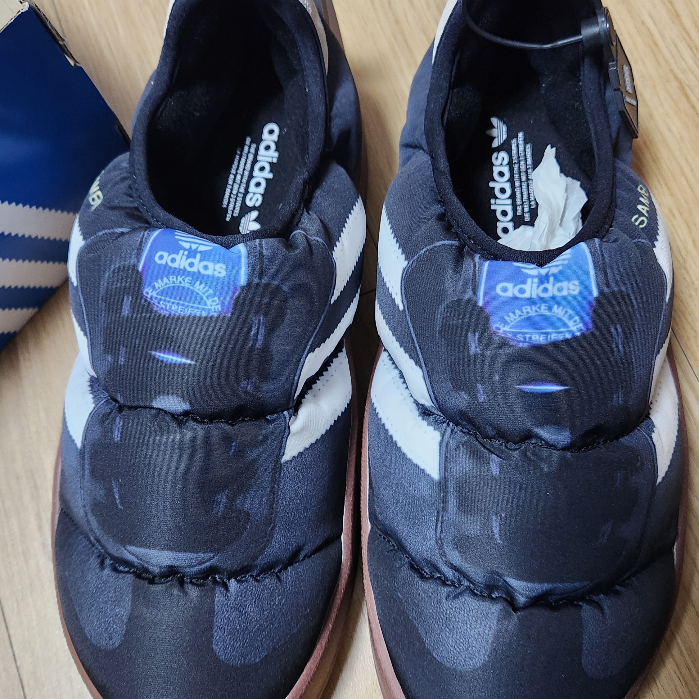 Adidas Puffylette Samba Core Black 착용 스타일