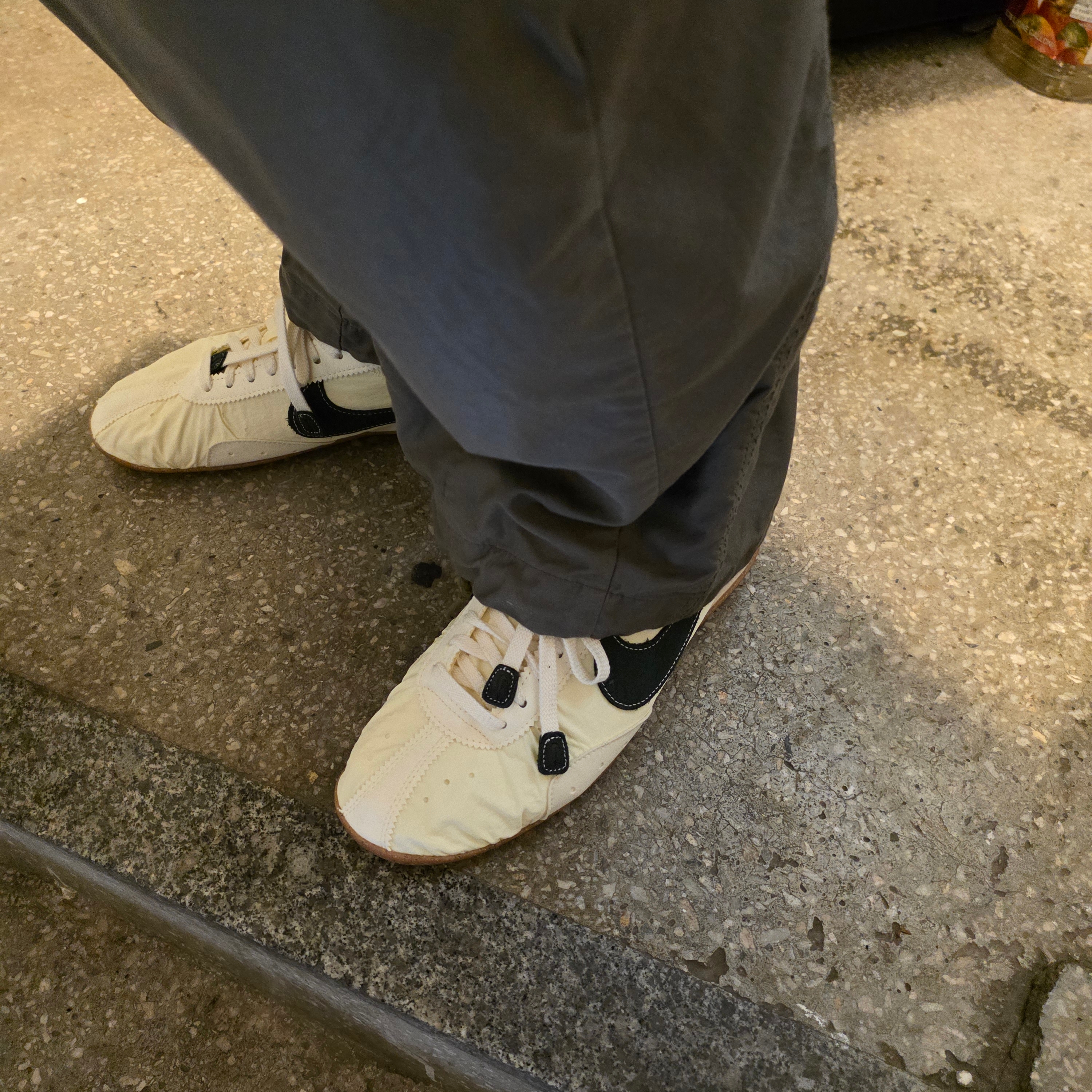 Nike x Jacquemus Moon Shoe SP Alabaster Off Noir 착용 스타일