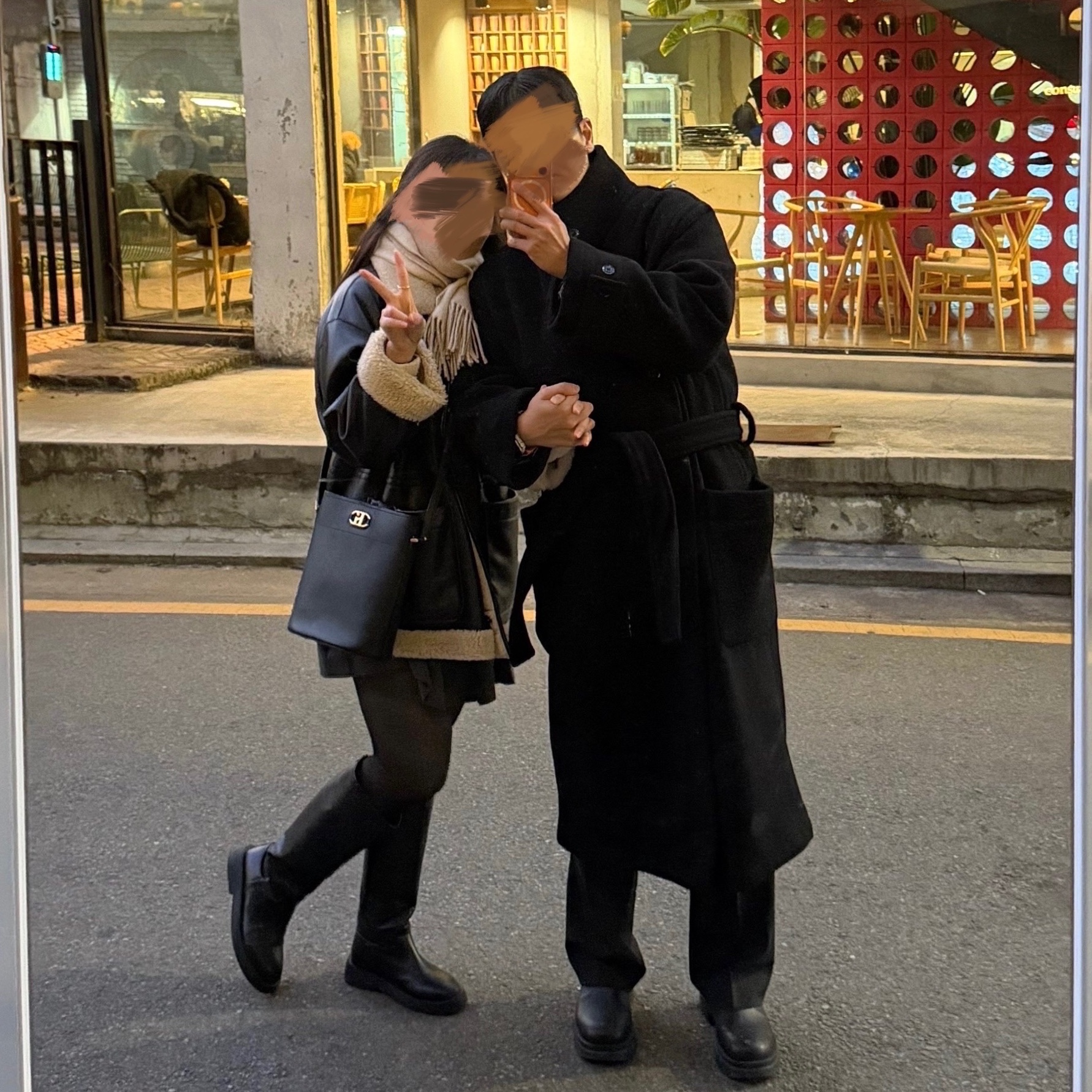 Lemaire Double Wool Wrap Coat Black, Wooyoungmi Leather Chelsea Boots Black - 23SS 착용 스타일 - 2