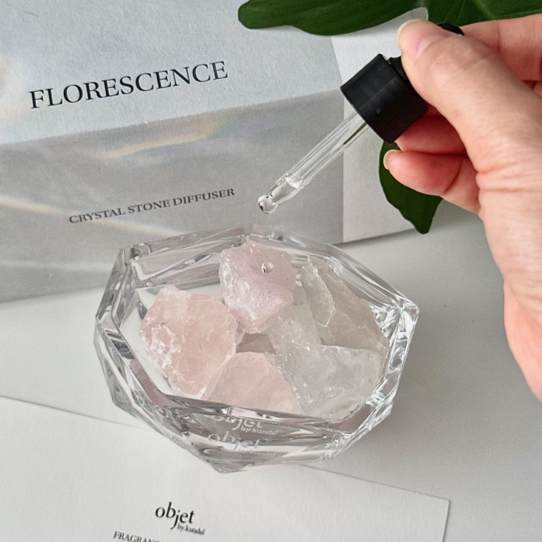 objet by kundal Perfume Crystal Stone Diffuser gift set 착용 스타일 - 1