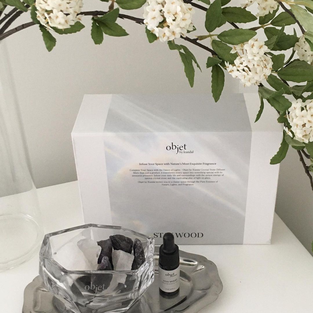 objet by kundal Perfume Crystal Stone Diffuser gift set 착용 스타일 - 1