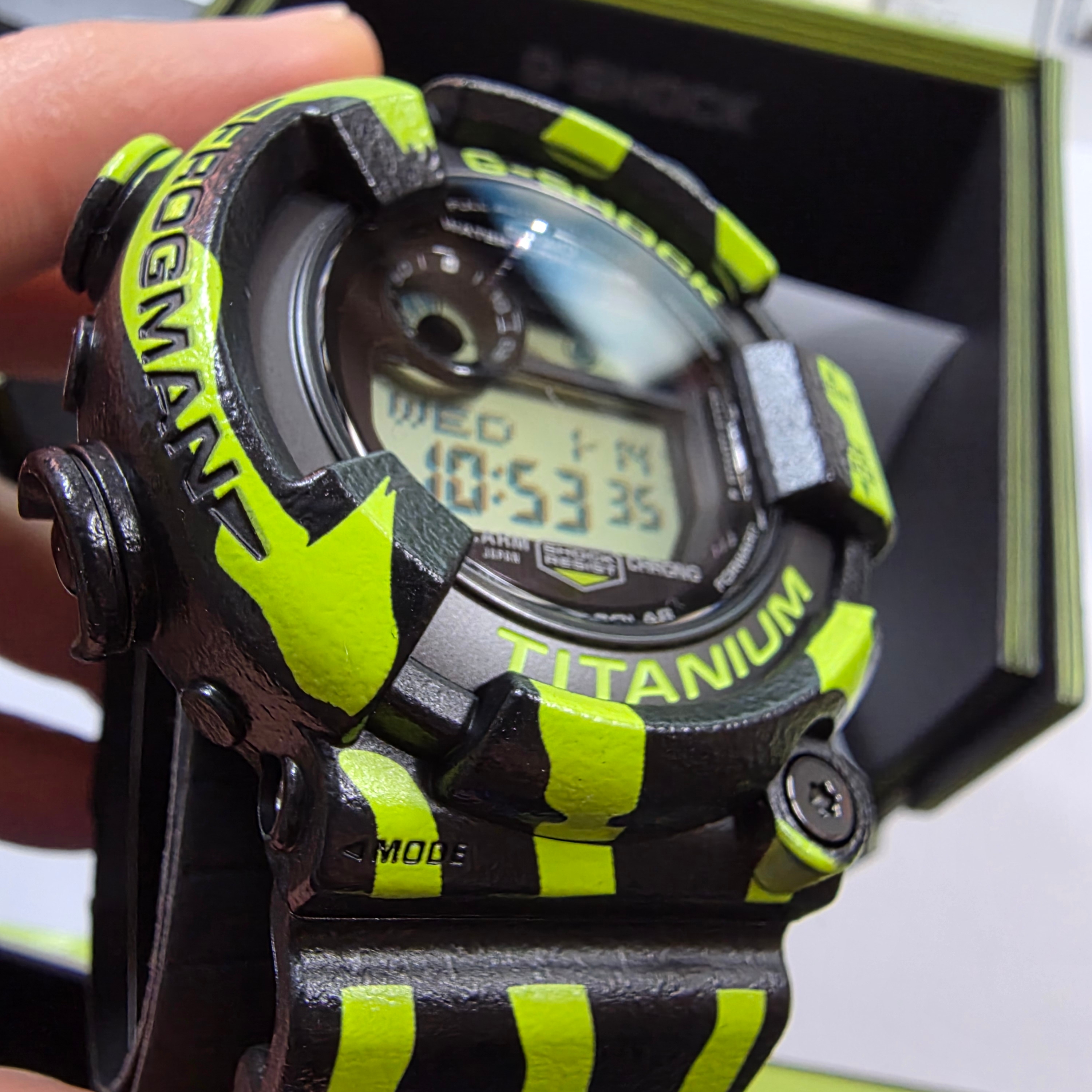Casio G-Shock GW-8200TPF-1 착용 스타일