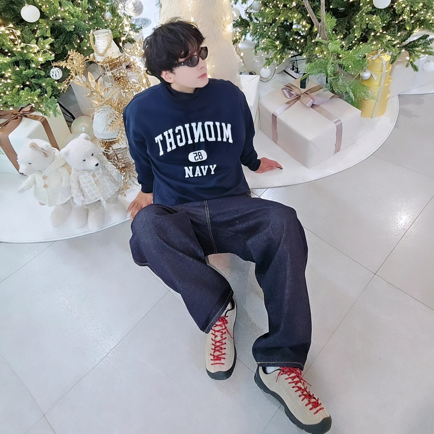 Suade Contour Pocket Denim Raw Indigo, Keen Jasper Suede Sneakers Silver Mink 착용 스타일 - 2