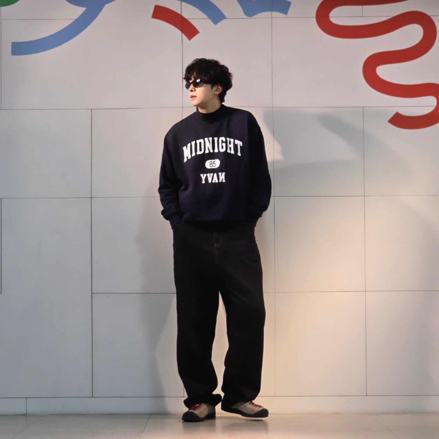 Suade Contour Pocket Denim Raw Indigo, Keen Jasper Suede Sneakers Silver Mink 착용 스타일 - 3