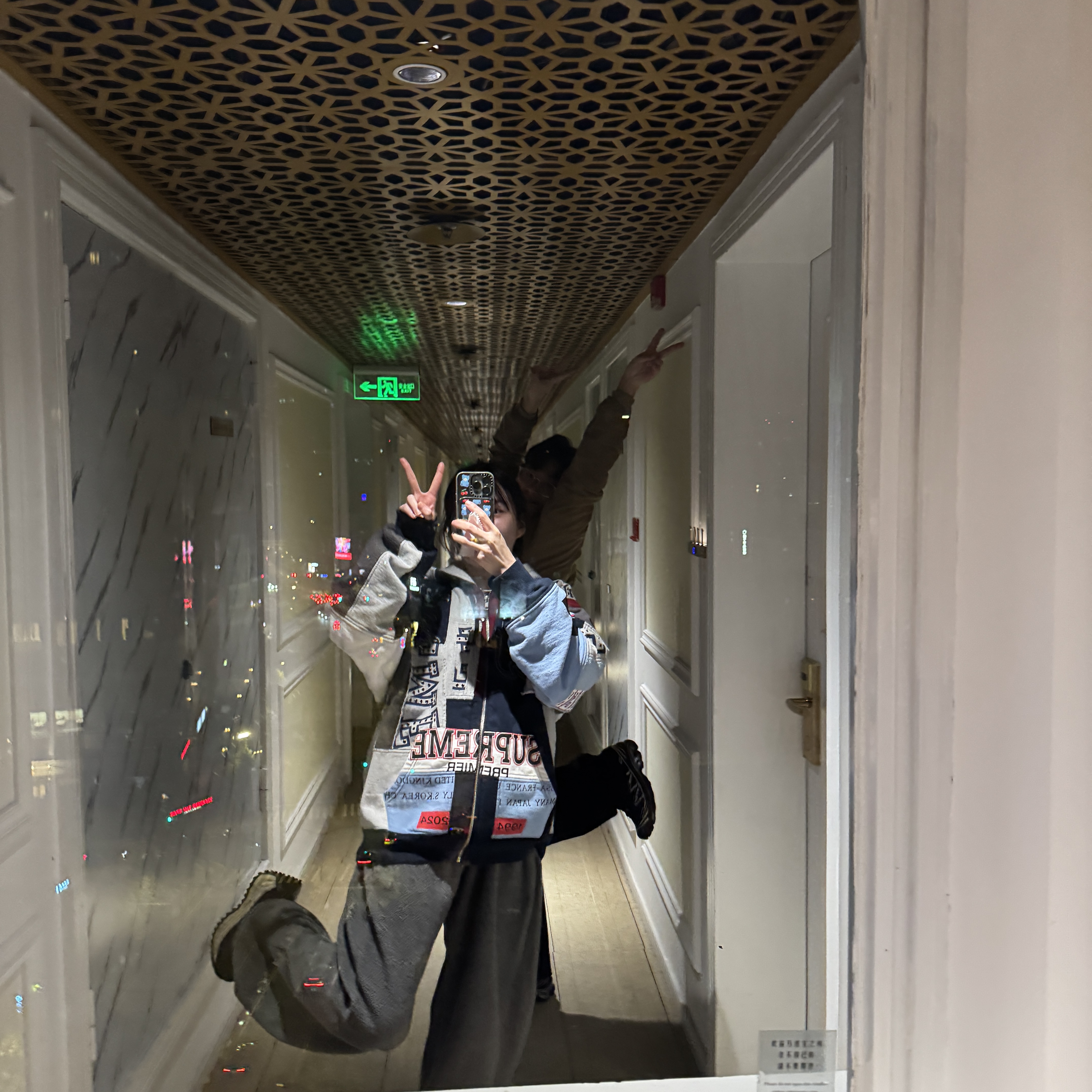 Supreme Patchwork Zip Up Hooded Sweatshirt Navy - 25SS, Maison Mihara Yasuhiro Larry OG Sole Western Detail Suede Low-top Sneakers Black 착용 스타일 - 1