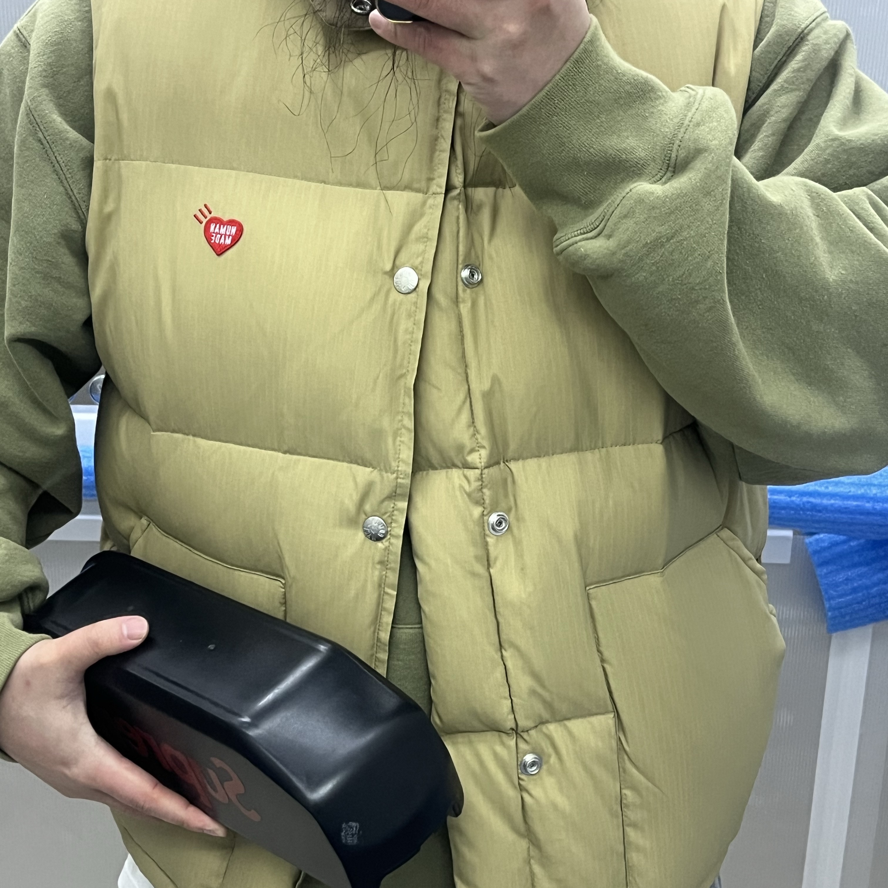 Human Made Down Vest Beige, Supreme x WTAPS Sic'em! Hooded Sweatshirt Light Olive - 21FW 착용 스타일 - 1