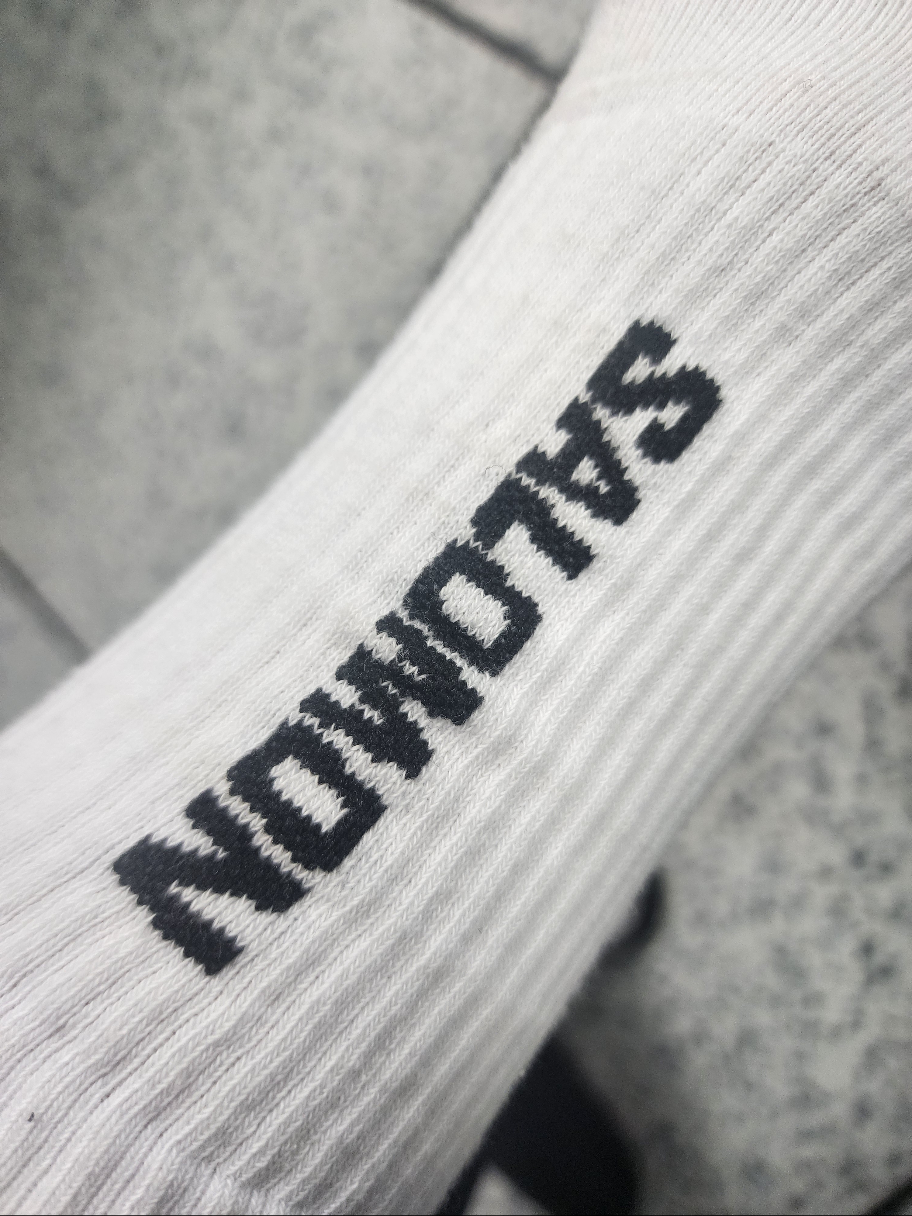 Salomon Everyday Crew Socks White (3 Pack) 착용 스타일