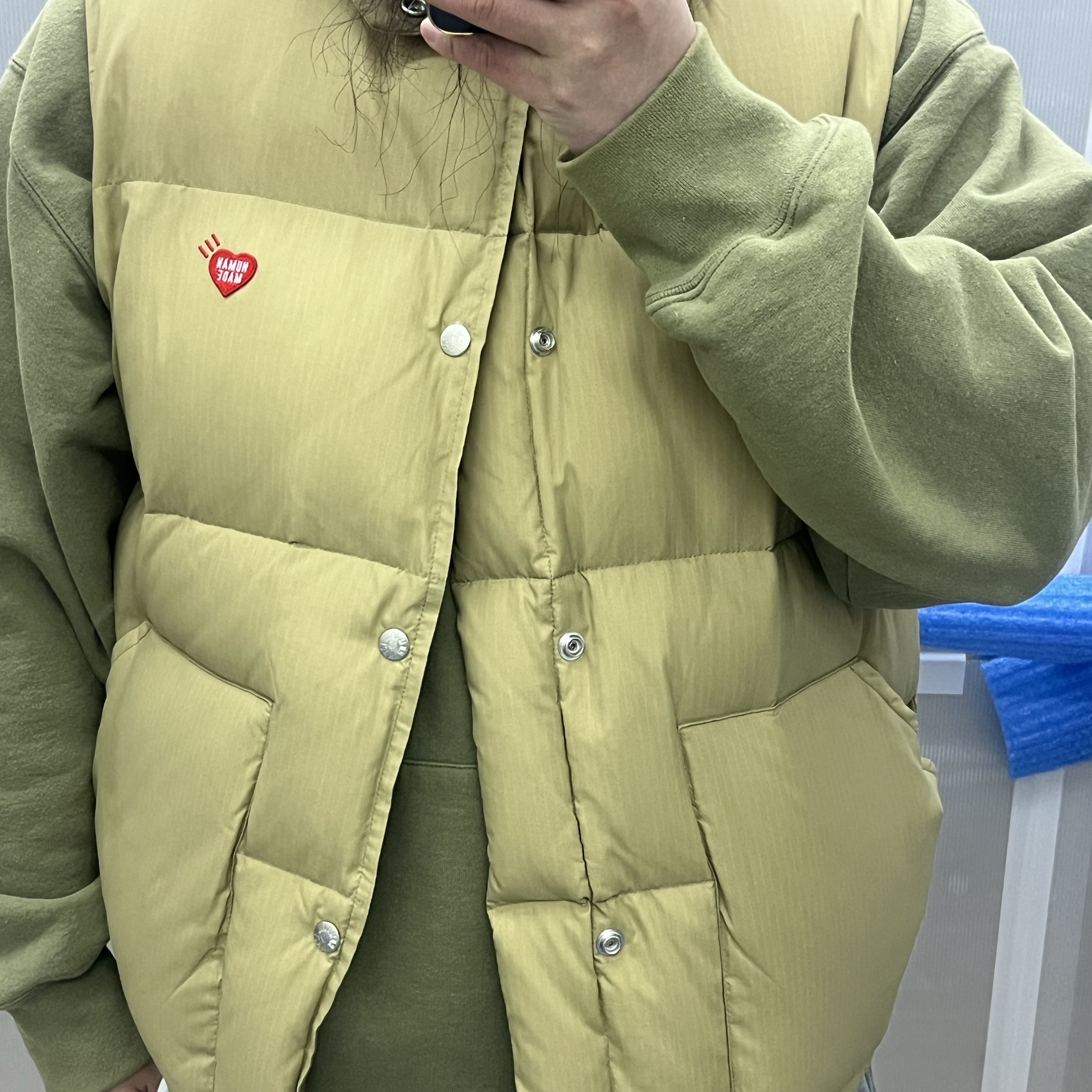 Human Made Down Vest Beige, Supreme x WTAPS Sic'em! Hooded Sweatshirt Light Olive - 21FW 착용 스타일 - 2