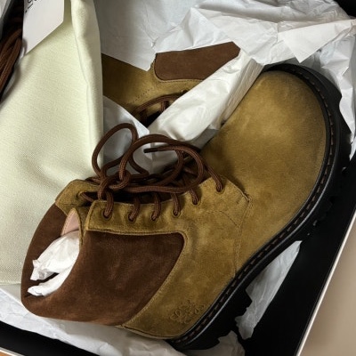 Loewe Sierra Leather Ankle Boots Tobacco Brown 착용 스타일 - 2