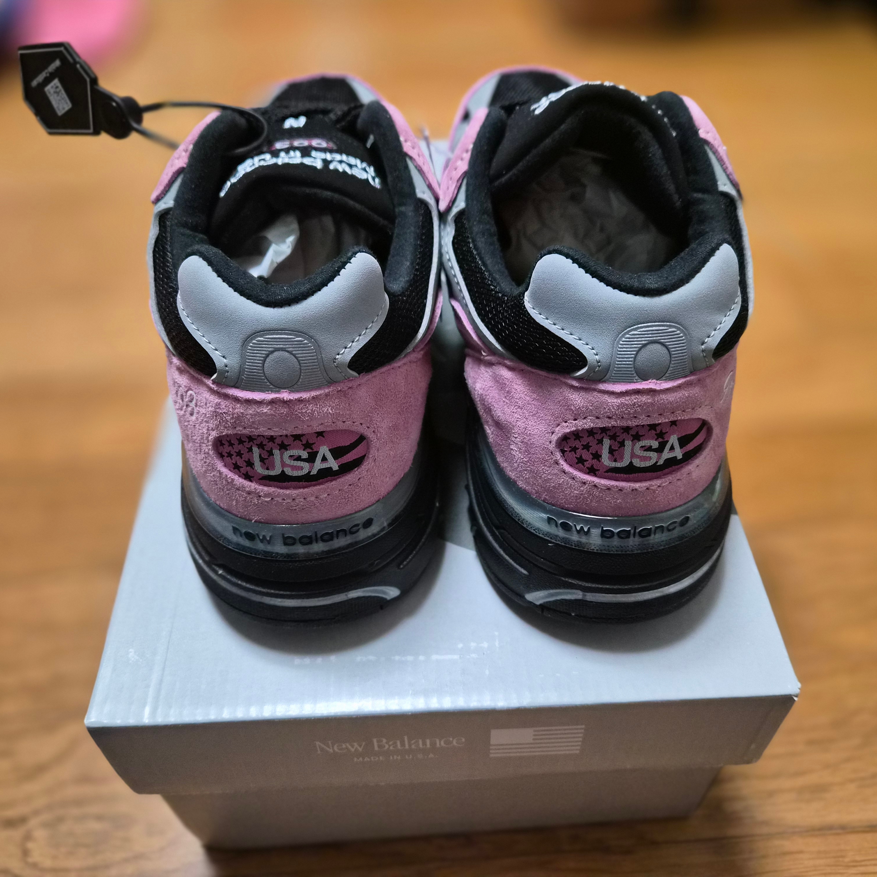 New Balance 993 Made in USA Pink Taffy 착용 스타일 - 3